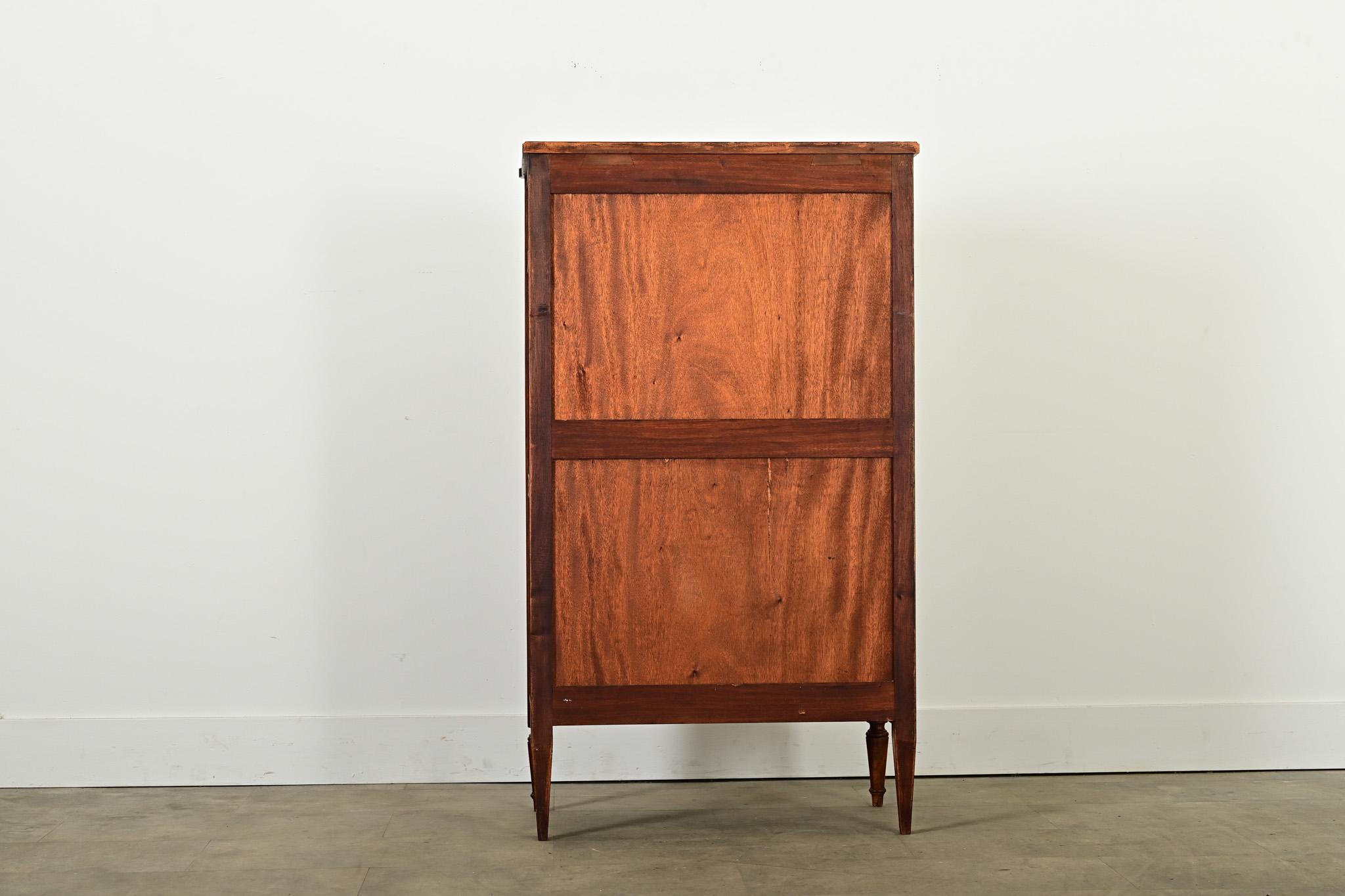 French 19th Century Walnut Tall Chest of Drawers For Sale 1