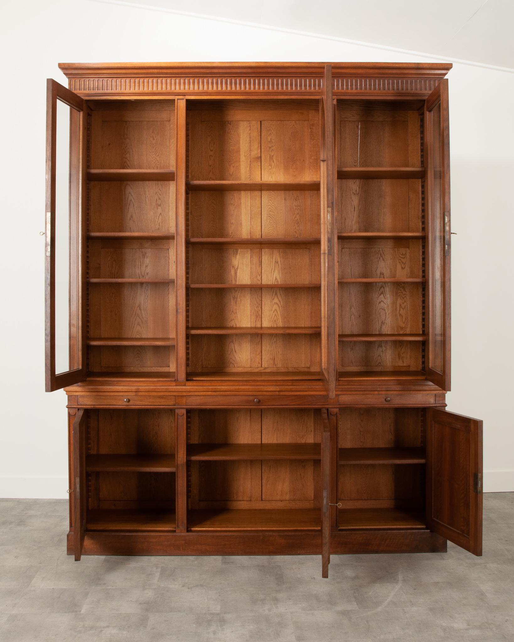 French 19th Century Walnut Three Door Bibliotheque 6