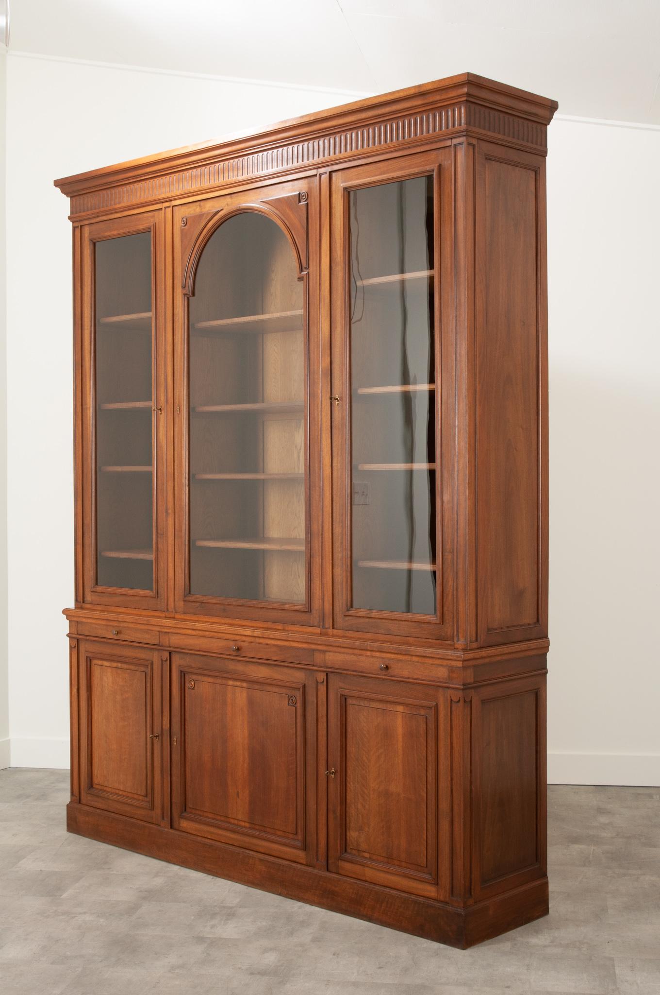 French 19th Century Walnut Three Door Bibliotheque 8