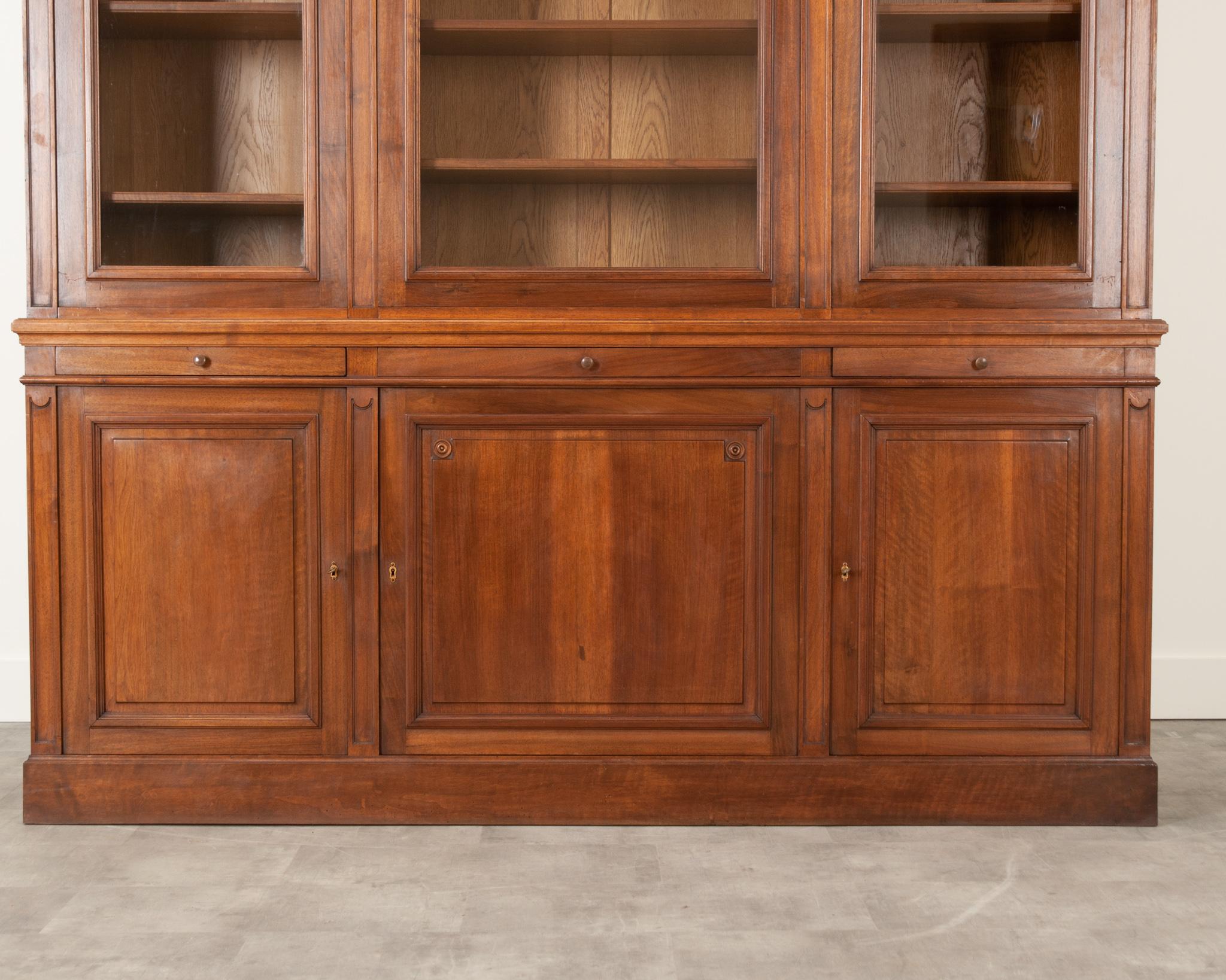 French 19th Century Walnut Three Door Bibliotheque In Good Condition In Baton Rouge, LA