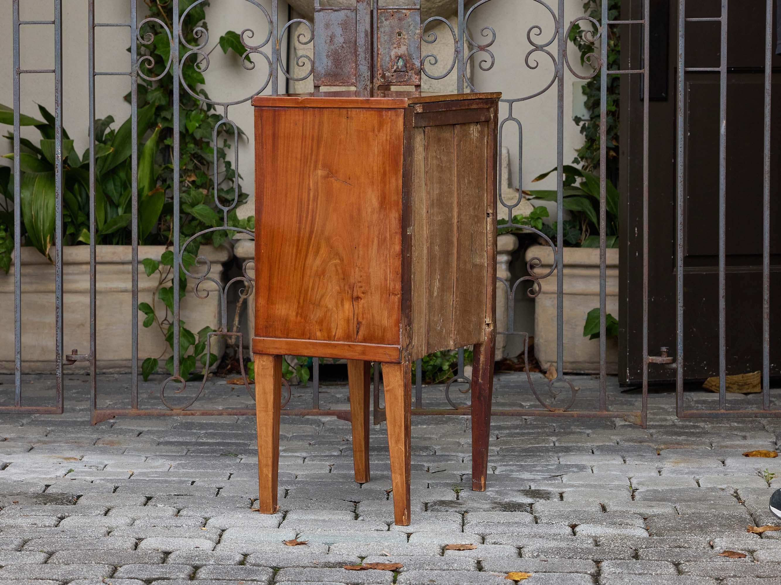 French 19th Century Walnut Two-Drawer Side Table with Tapered Legs For Sale 5
