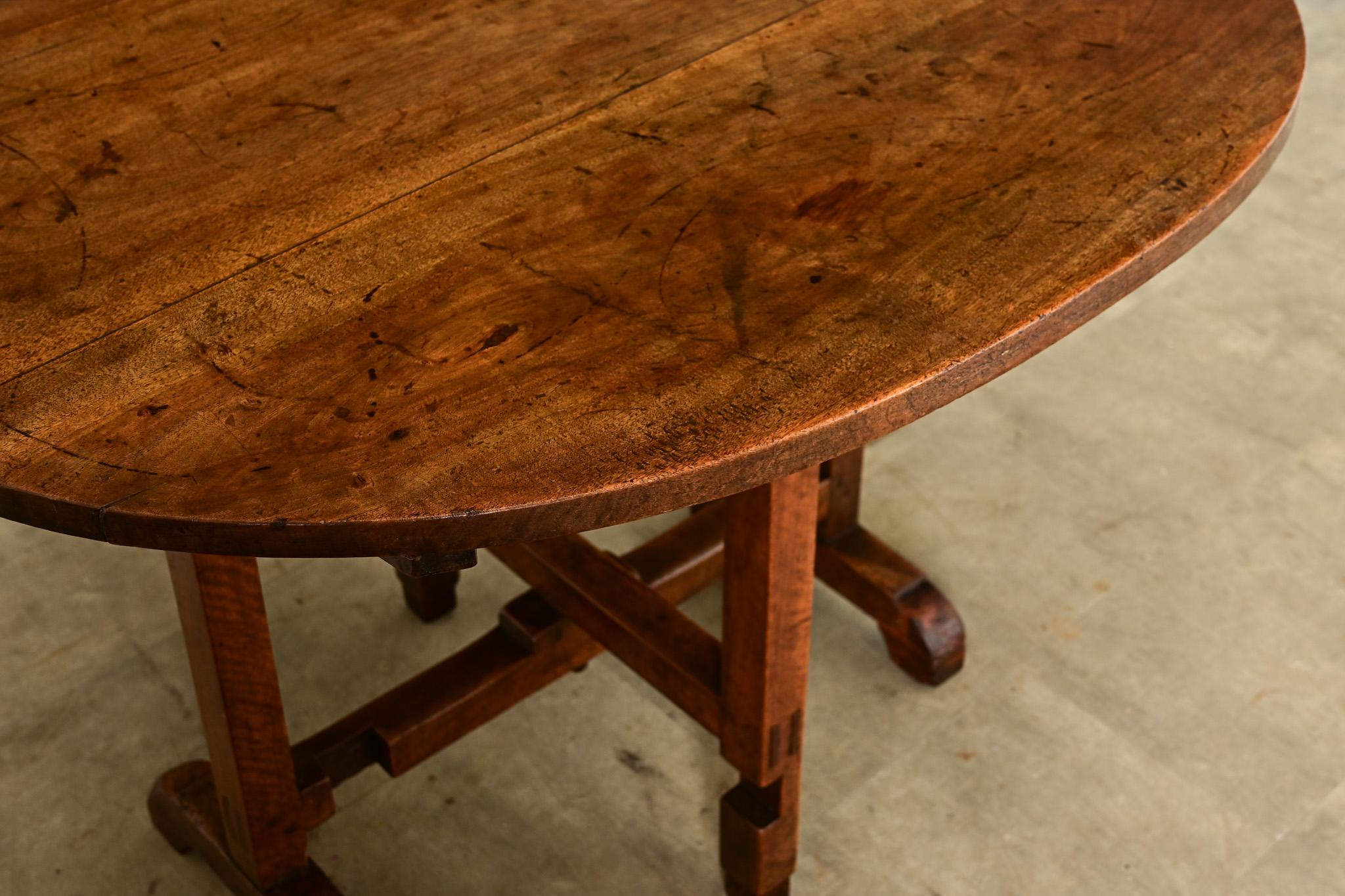 French 19th Century Walnut Wine Taster’s Table For Sale at 1stDibs