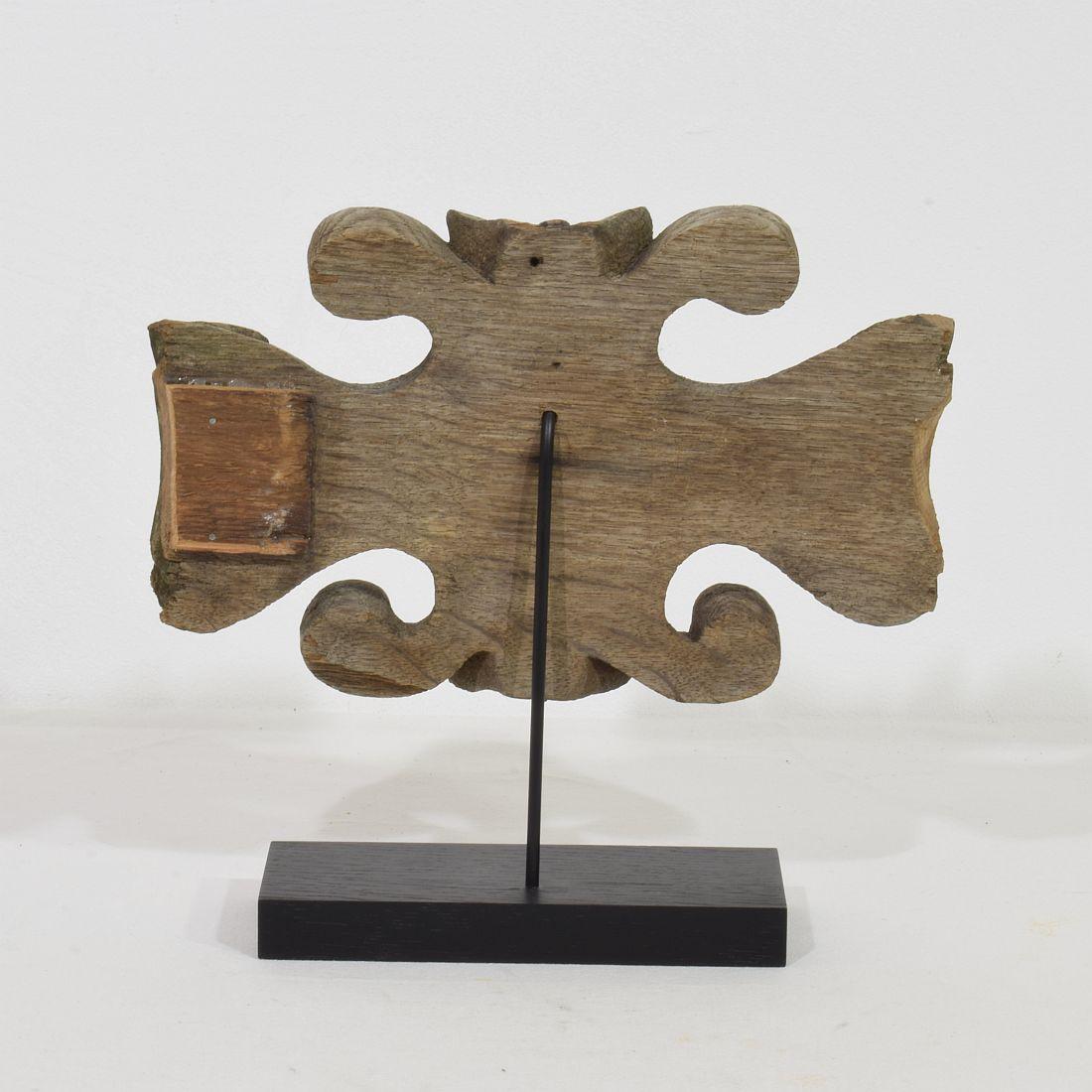 French 19th Century Weathered Oak Ornament 1