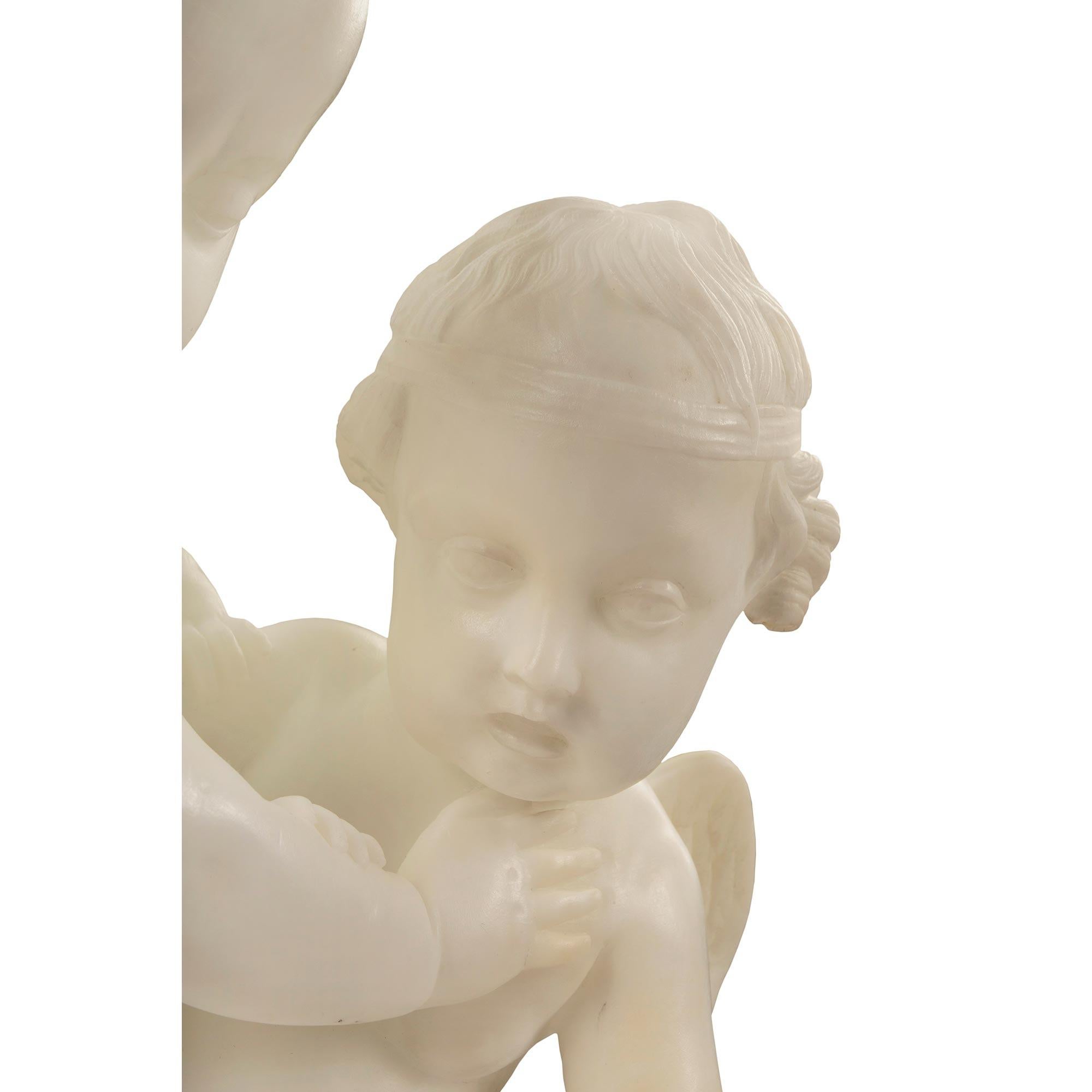 Statua di Eros e Anteros in marmo bianco di Carrara del XIX secolo francese in vendita 1