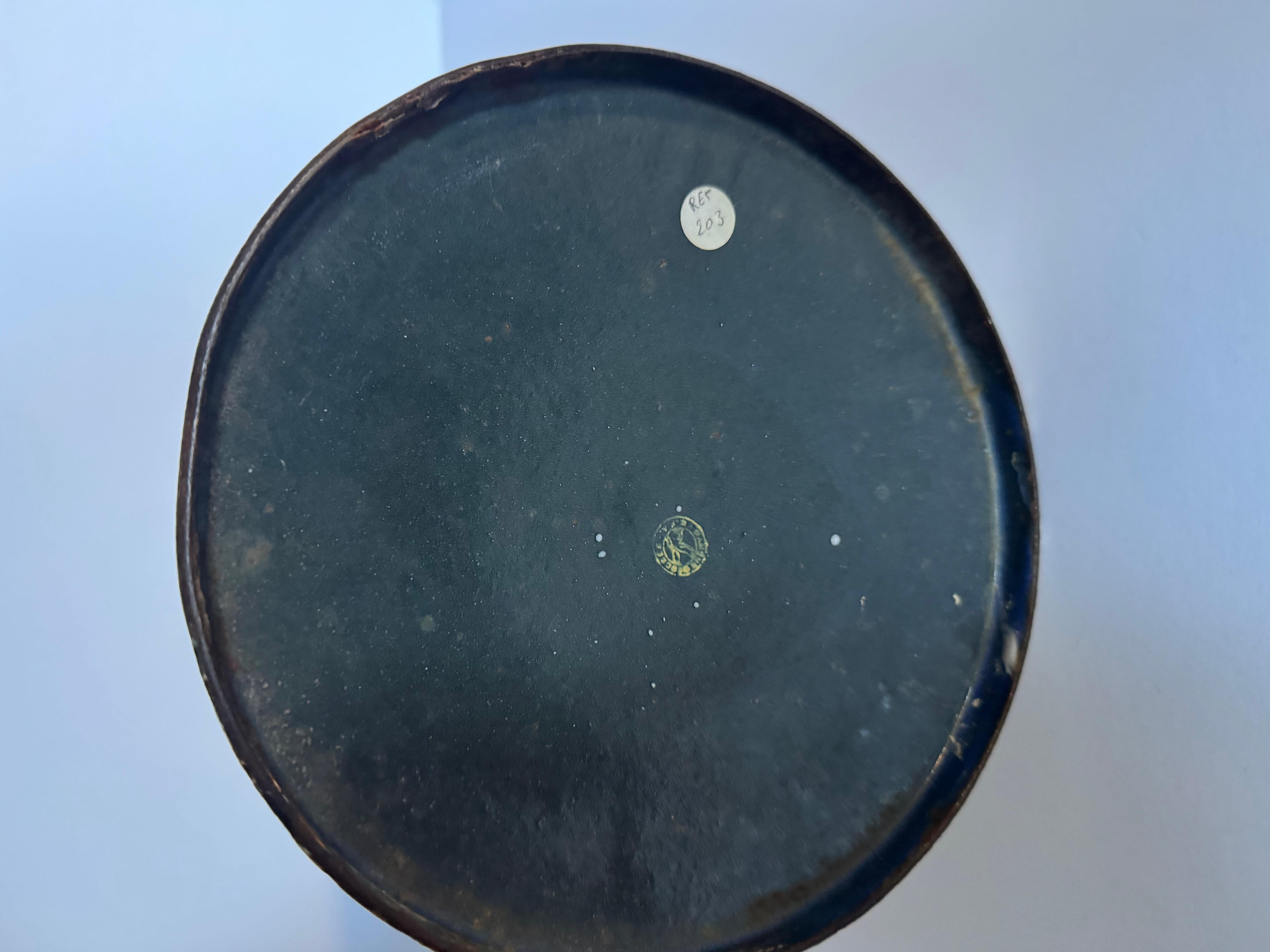 Französischer Wasserkrug aus weißer Emaille des 19. (Metall) im Angebot