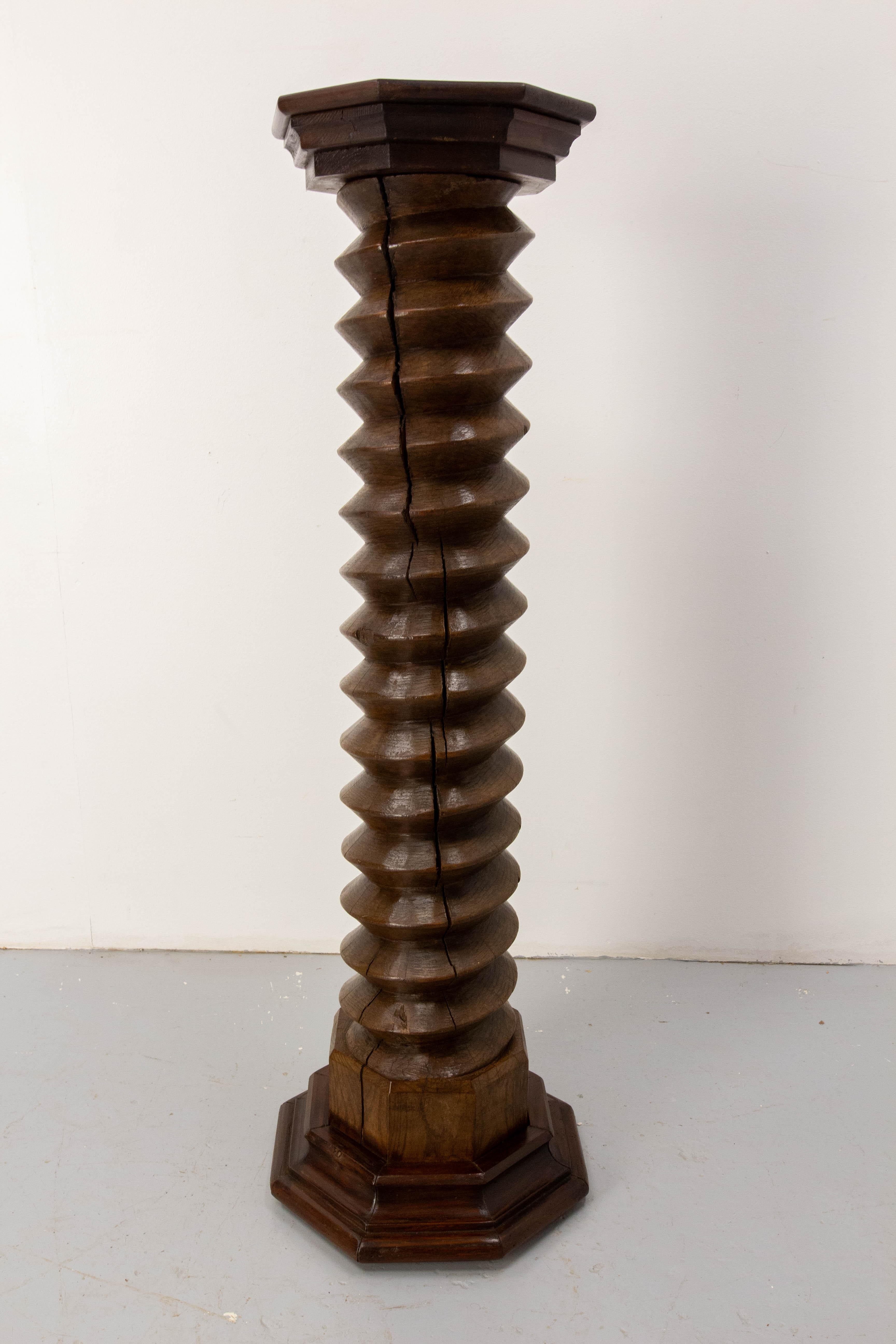 Wood French 19th Century Wine Press Screw Pedestal Octogonal Support Plant Holder For Sale