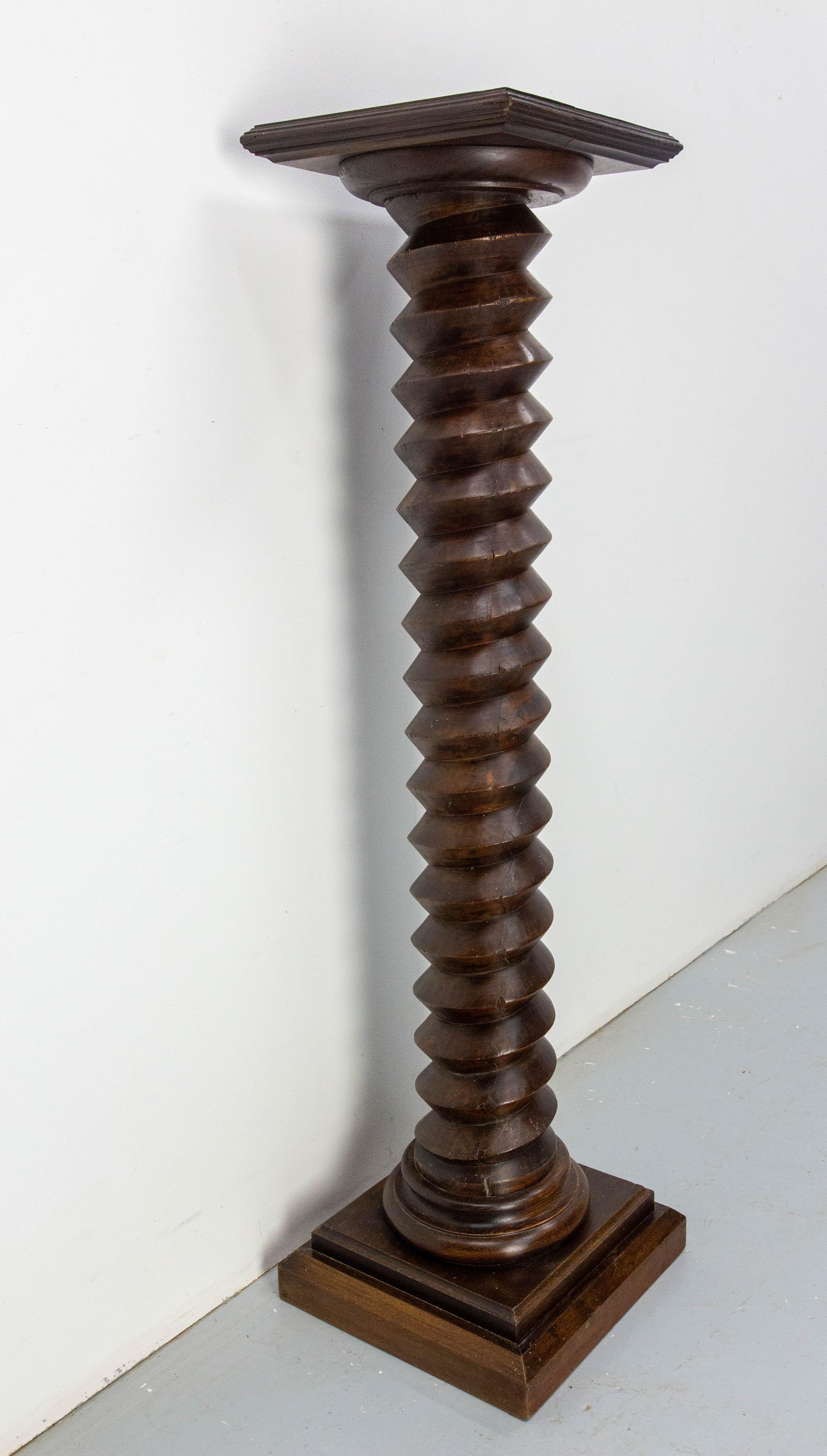 French 19th Century Wine Press Screw Pedestal Square Support Plant Holder In Good Condition In Labrit, Landes