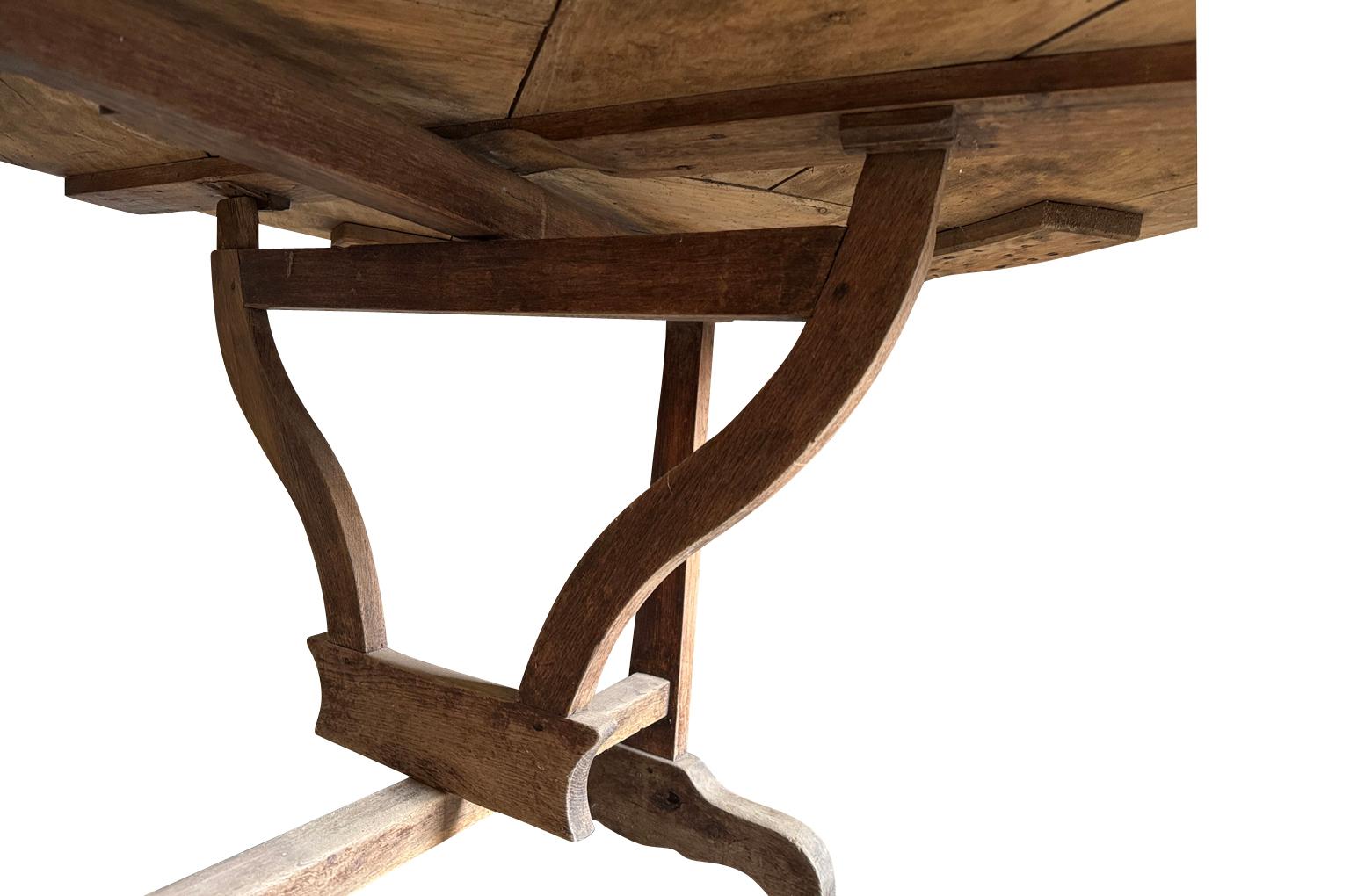 XIXe siècle French 19th Century Wine Tasting Table en vente