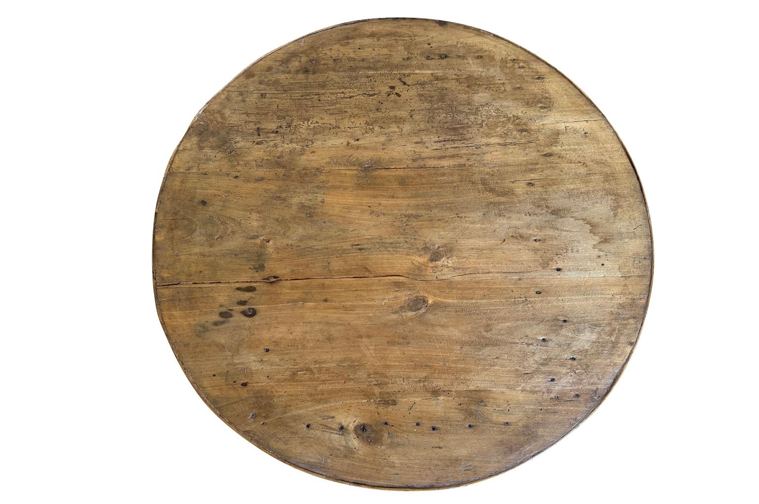 French 19th Century Wine Tasting Table For Sale 3