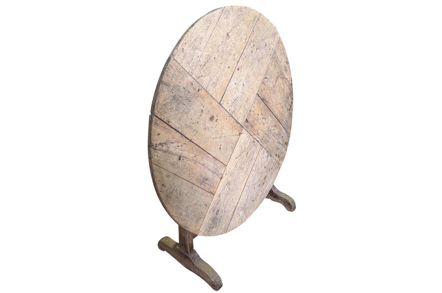 French 19th Century Wine Tasting Table en vente 2