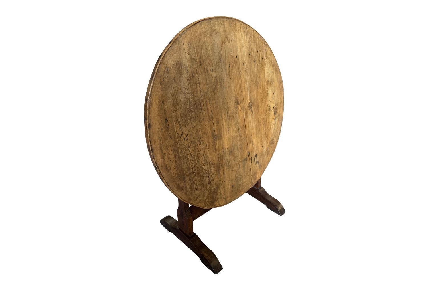 French 19th Century Wine Tasting Table For Sale 4