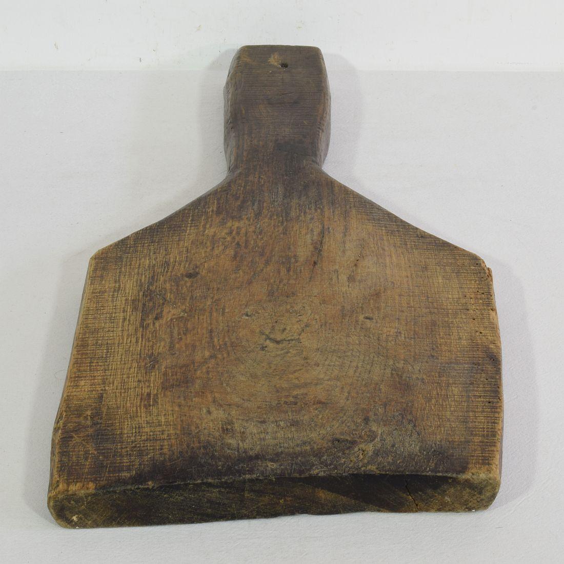 Planche à découper en bois, 19e siècle, France Bon état - En vente à Buisson, FR