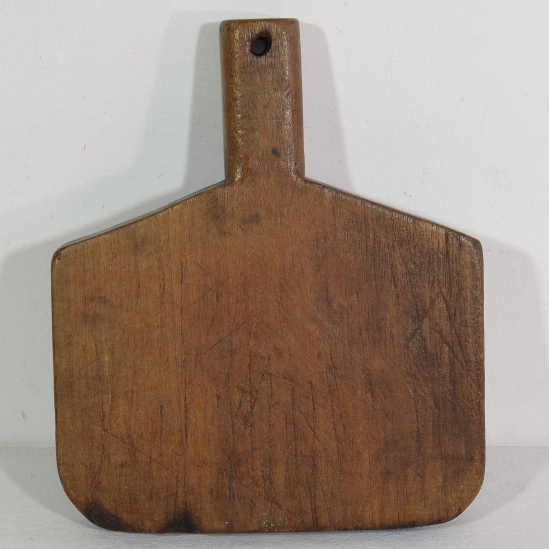 Planche à découper ou à découper en bois du XIXe siècle français en vente 1