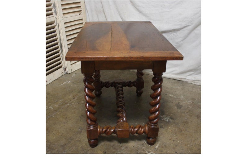 French 19th Century Writing Table For Sale 1