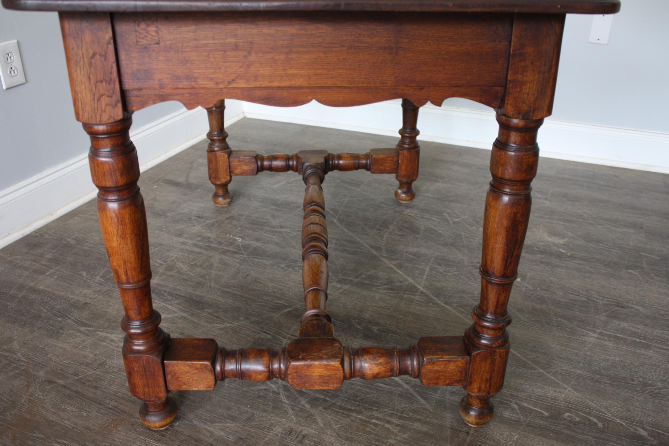 French 19th Century Writing Table For Sale 1