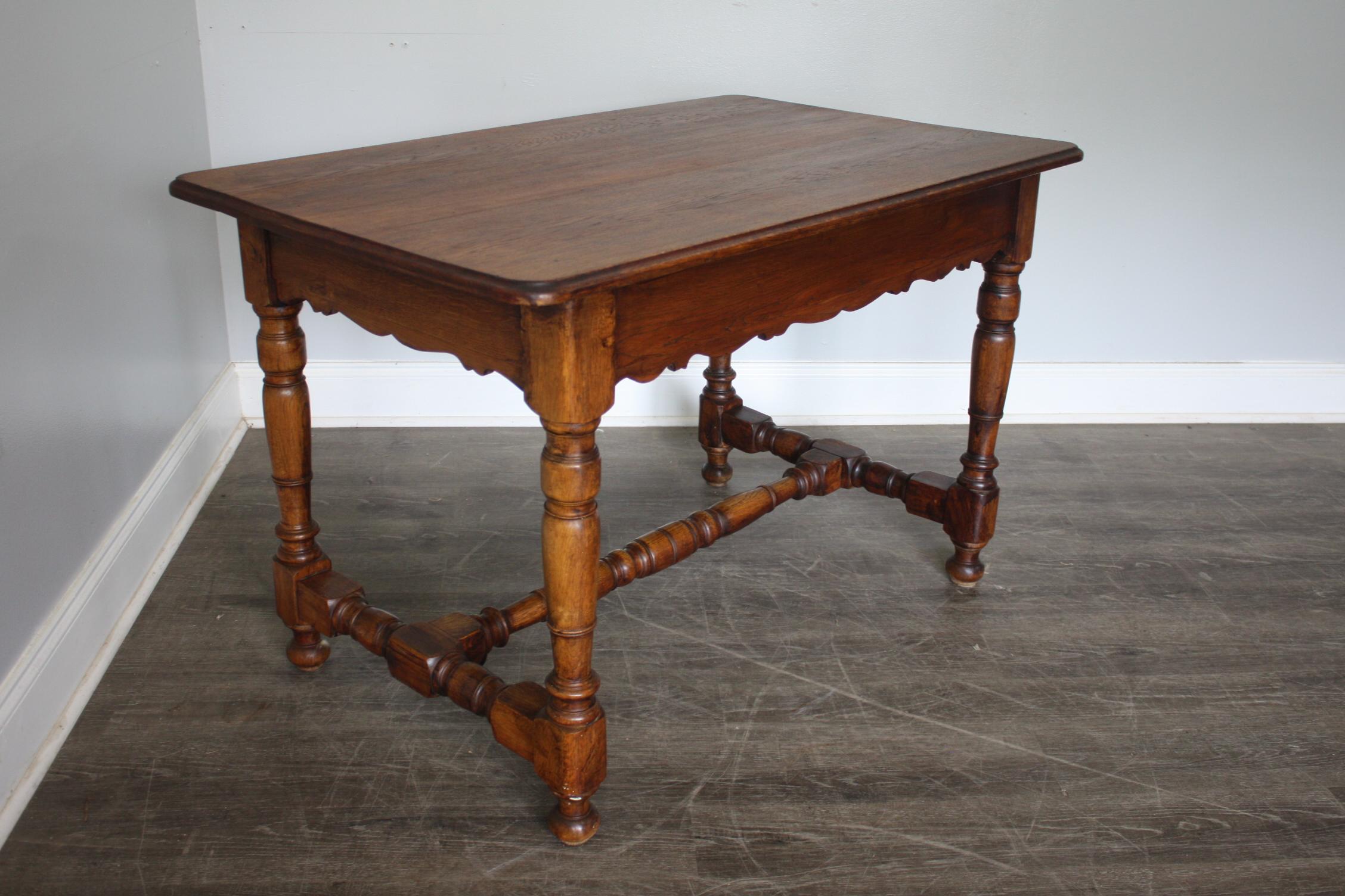 French 19th Century Writing Table For Sale 2