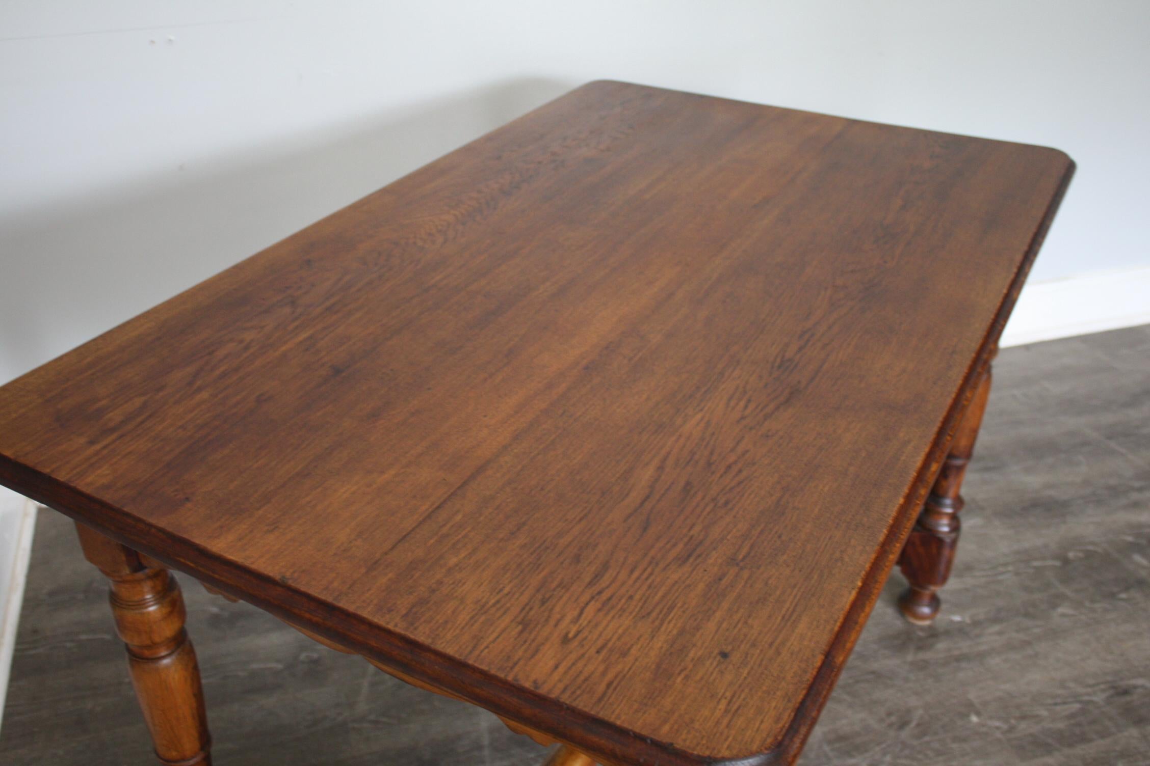 French 19th Century Writing Table For Sale 3