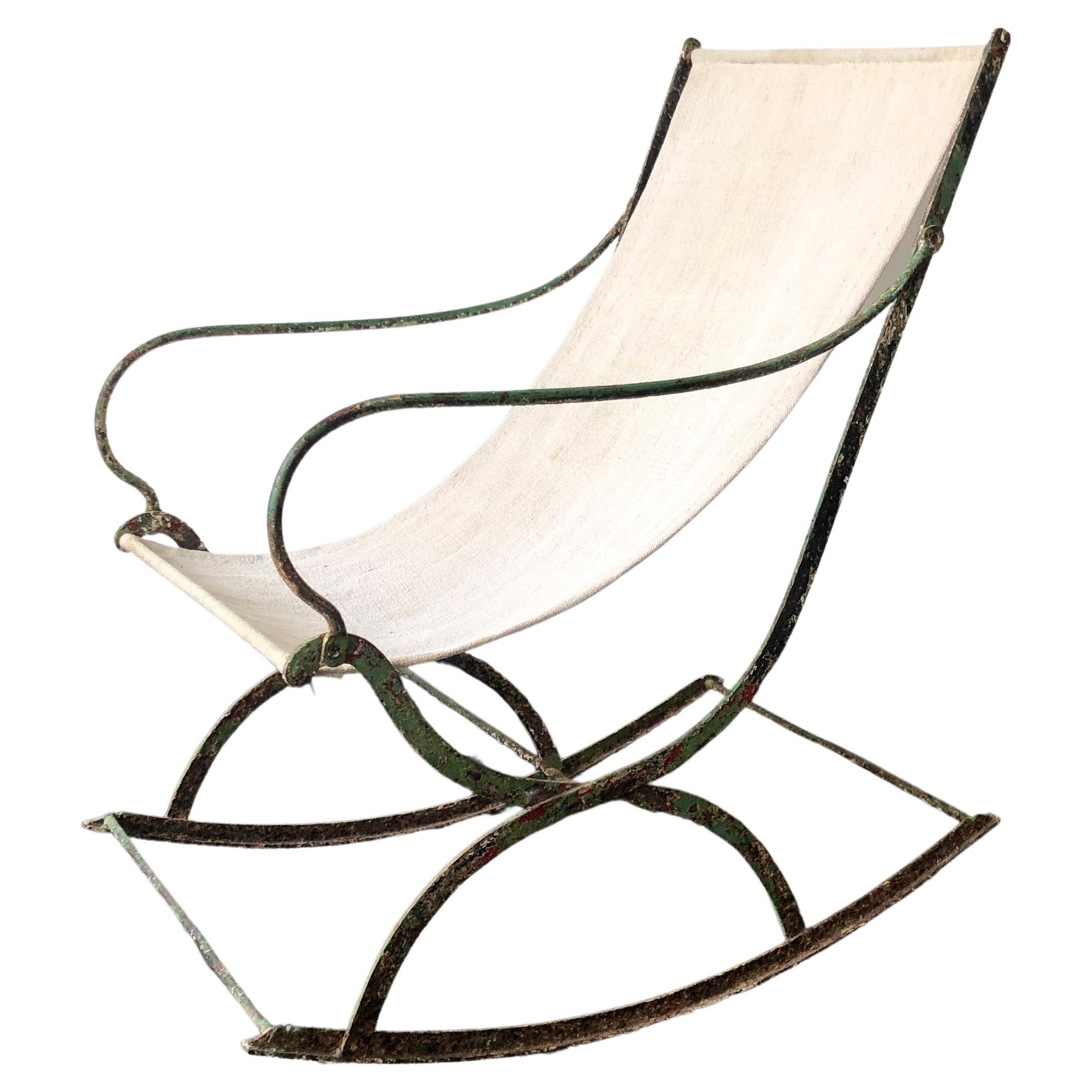 Chaise à bascule française du 19ème siècle en fer forgé