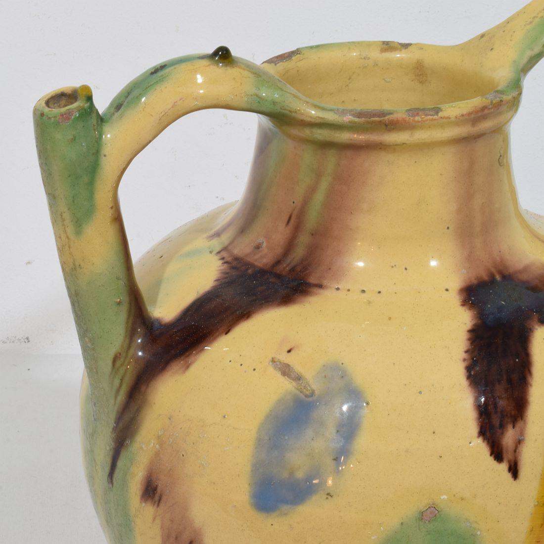 Cruche en terre cuite émaillée jaune du 19e siècle ou cruche à eau 