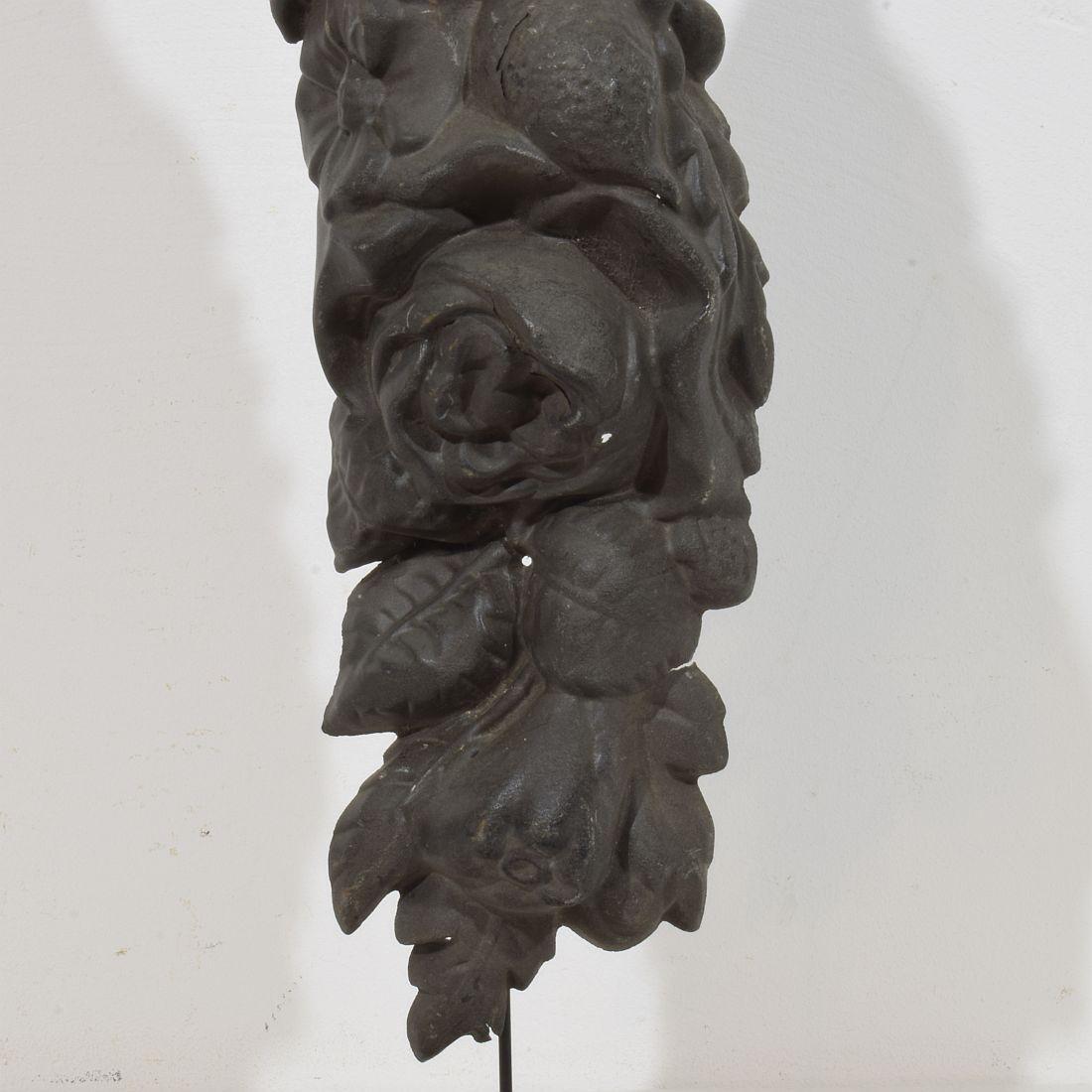 French 19th century Zinc Architectural Ornament For Sale 7
