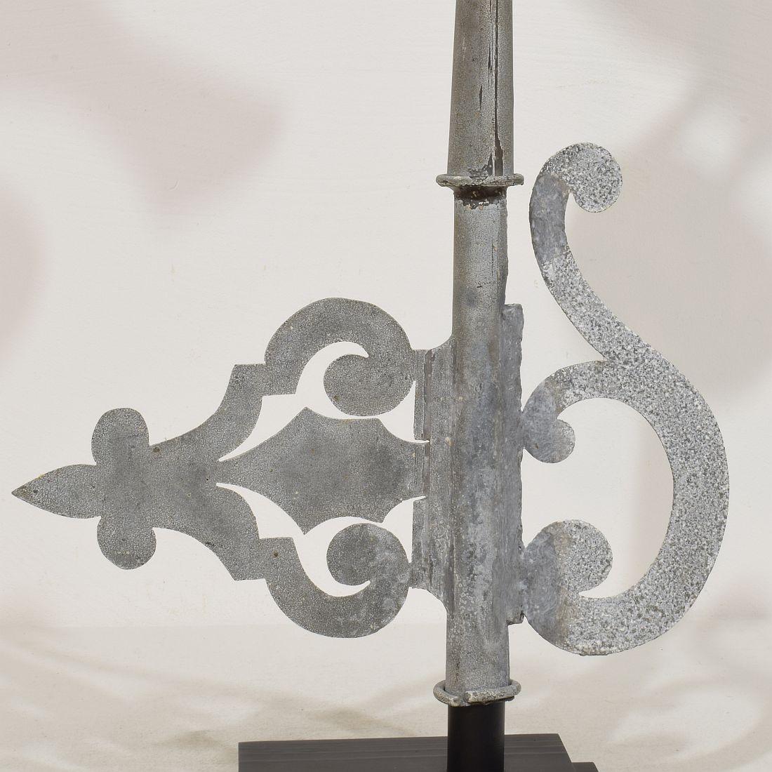 French 19th Century Zinc Roof Finial with a Dove For Sale 13