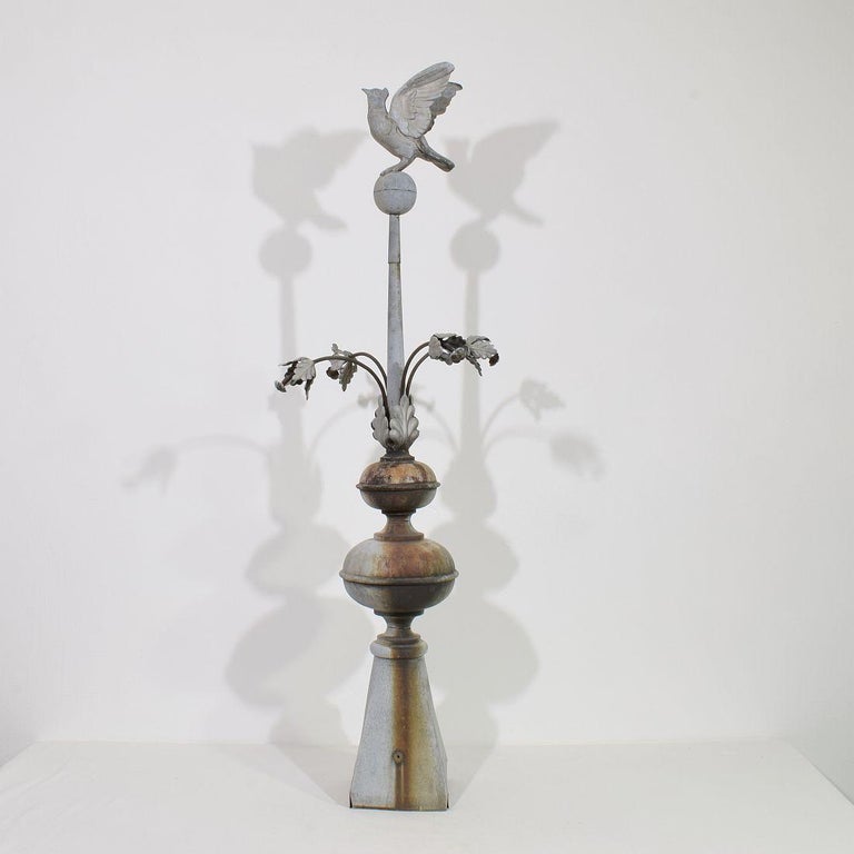 French 19th Century Zinc Roof Finial with a Dove For Sale at 1stDibs
