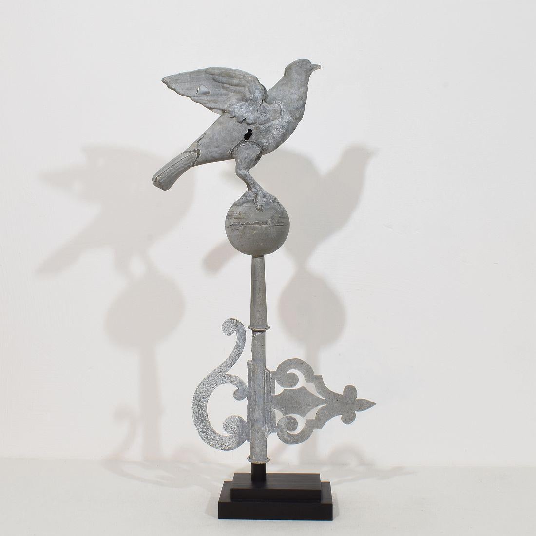 French 19th Century Zinc Roof Finial with a Dove For Sale 2