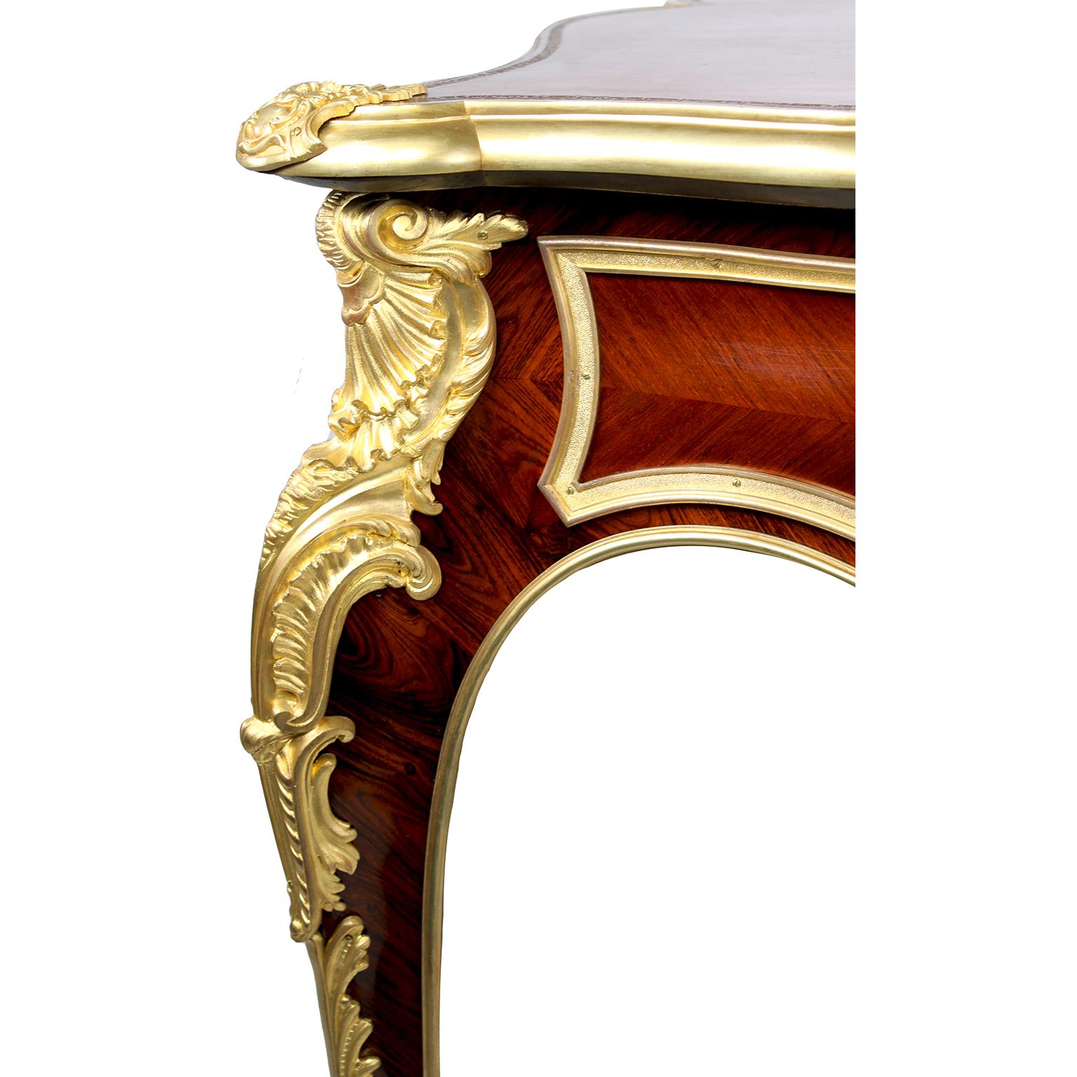 Französisch 19. C.Louis XV Stil Ormolu montiert Bureau-Plat-Schreibtisch Attr. Paul Sormani  im Zustand „Gut“ im Angebot in Los Angeles, CA