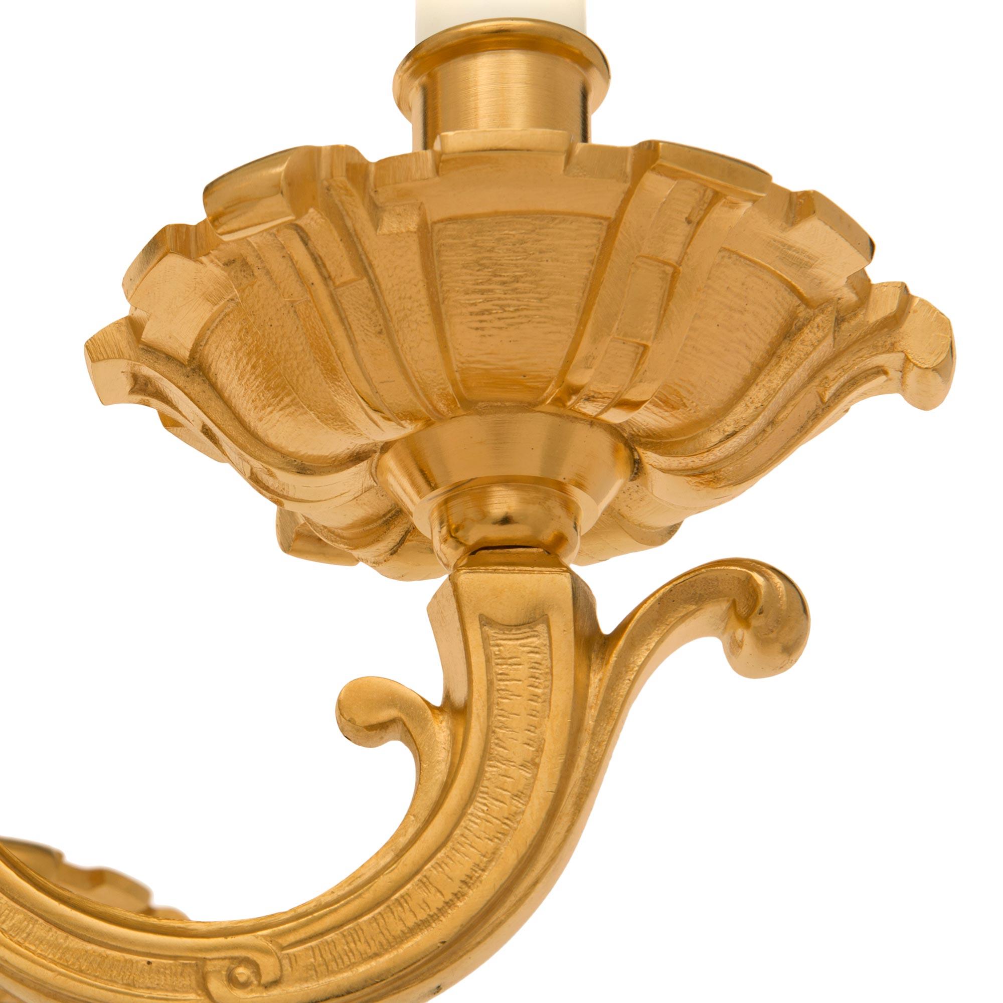 Araña francesa del siglo XIX de ormolu de estilo Luis XVI en Bueno estado para la venta en West Palm Beach, FL