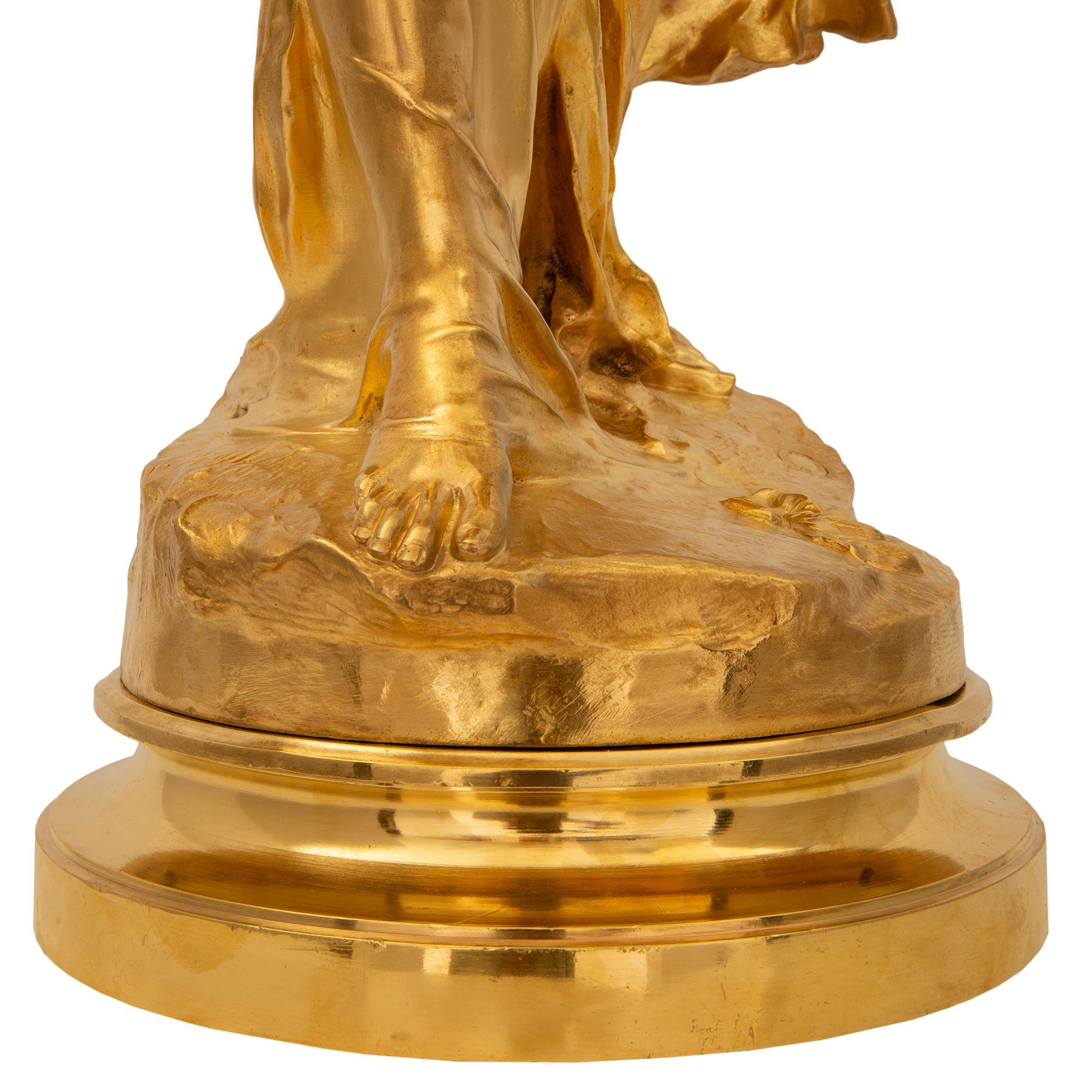 Statua di fanciulla in ormolu del XIX secolo in stile Belle Époque francese in vendita 5