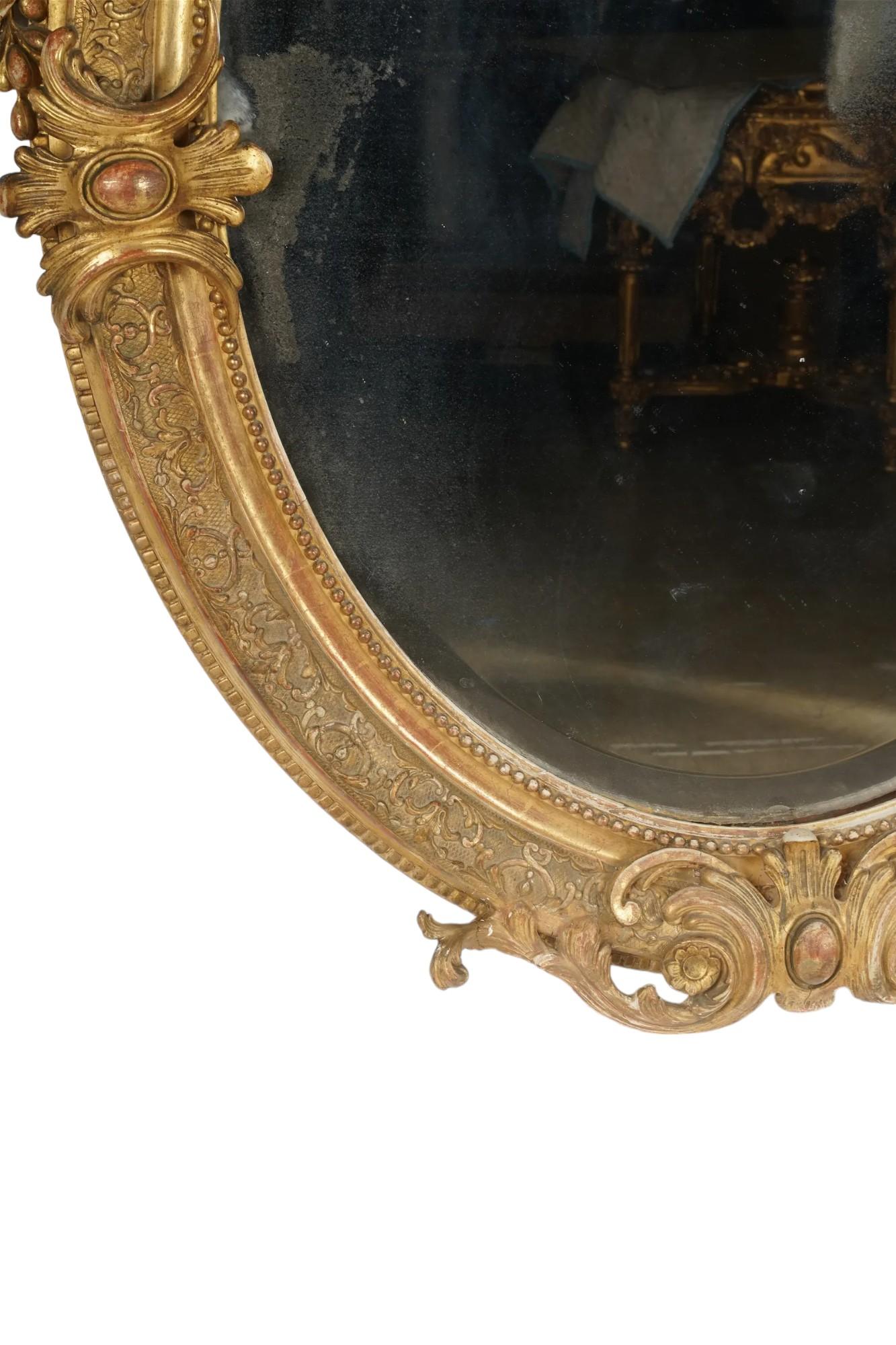 French 19thc  Giltwood Oval Wall Mirror In Good Condition For Sale In Pasadena, CA