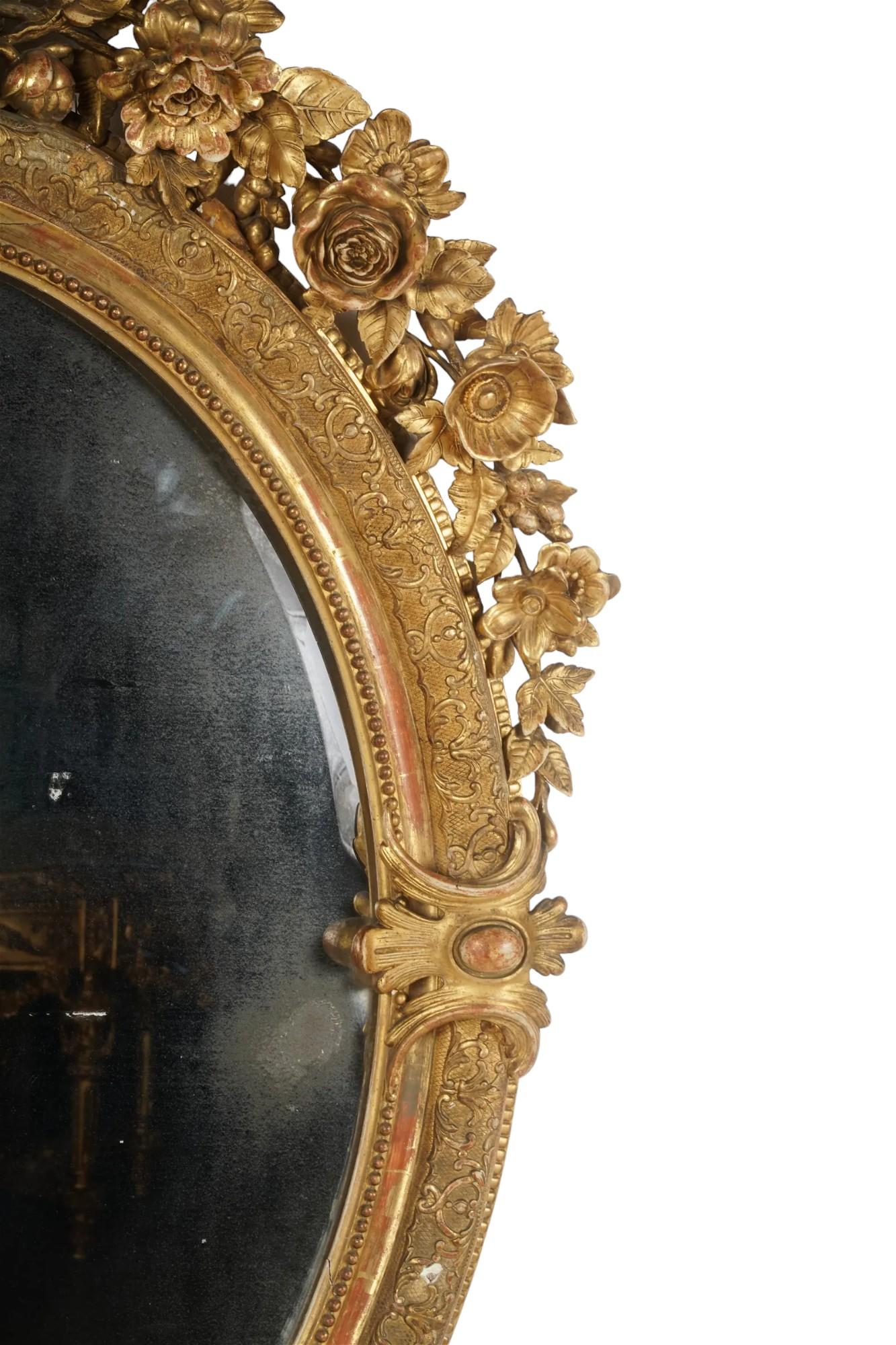 French 19thc  Giltwood Oval Wall Mirror For Sale 1