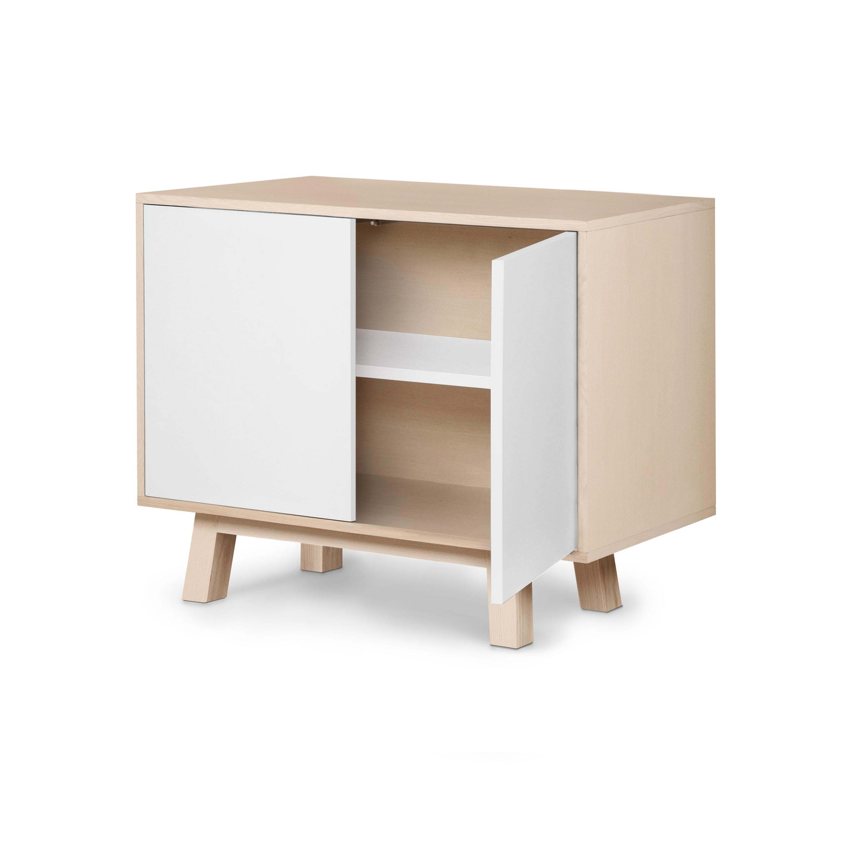 Armario bajo francés de 2 puertas de madera blanca personalizable de Eric Gizard, París Francés en venta