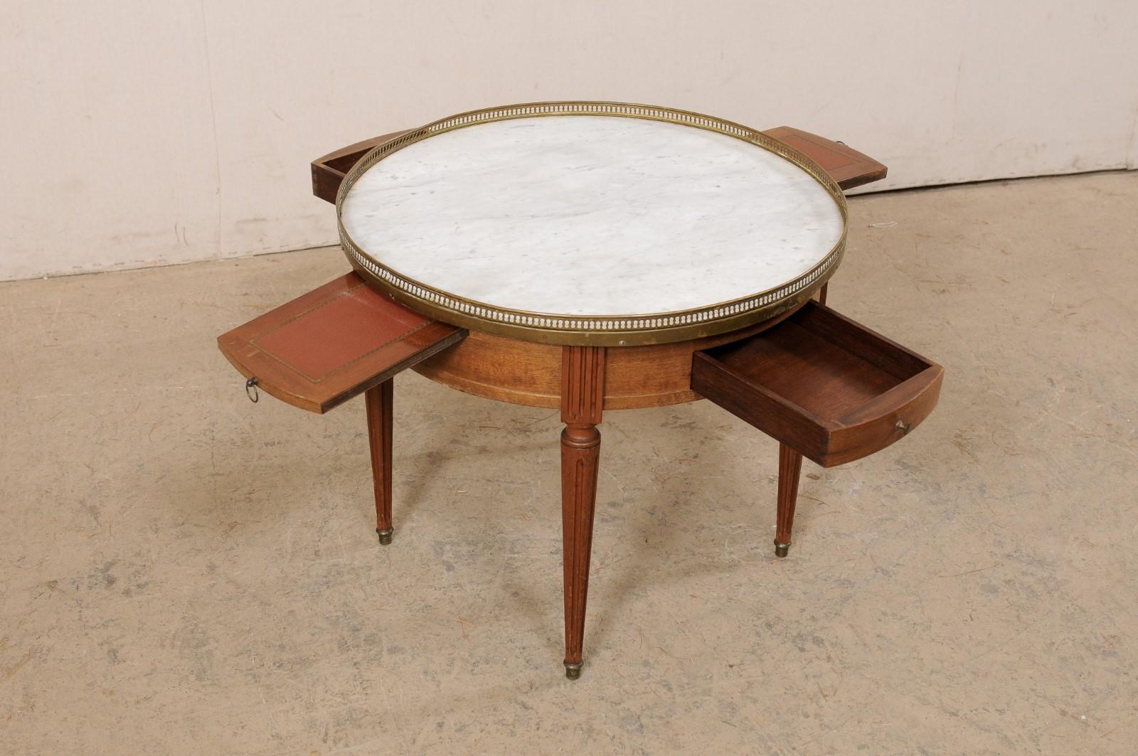 French 2 Ft. Round Coffee Table with Raised Brass Gallery & Marble Top In Good Condition In Atlanta, GA