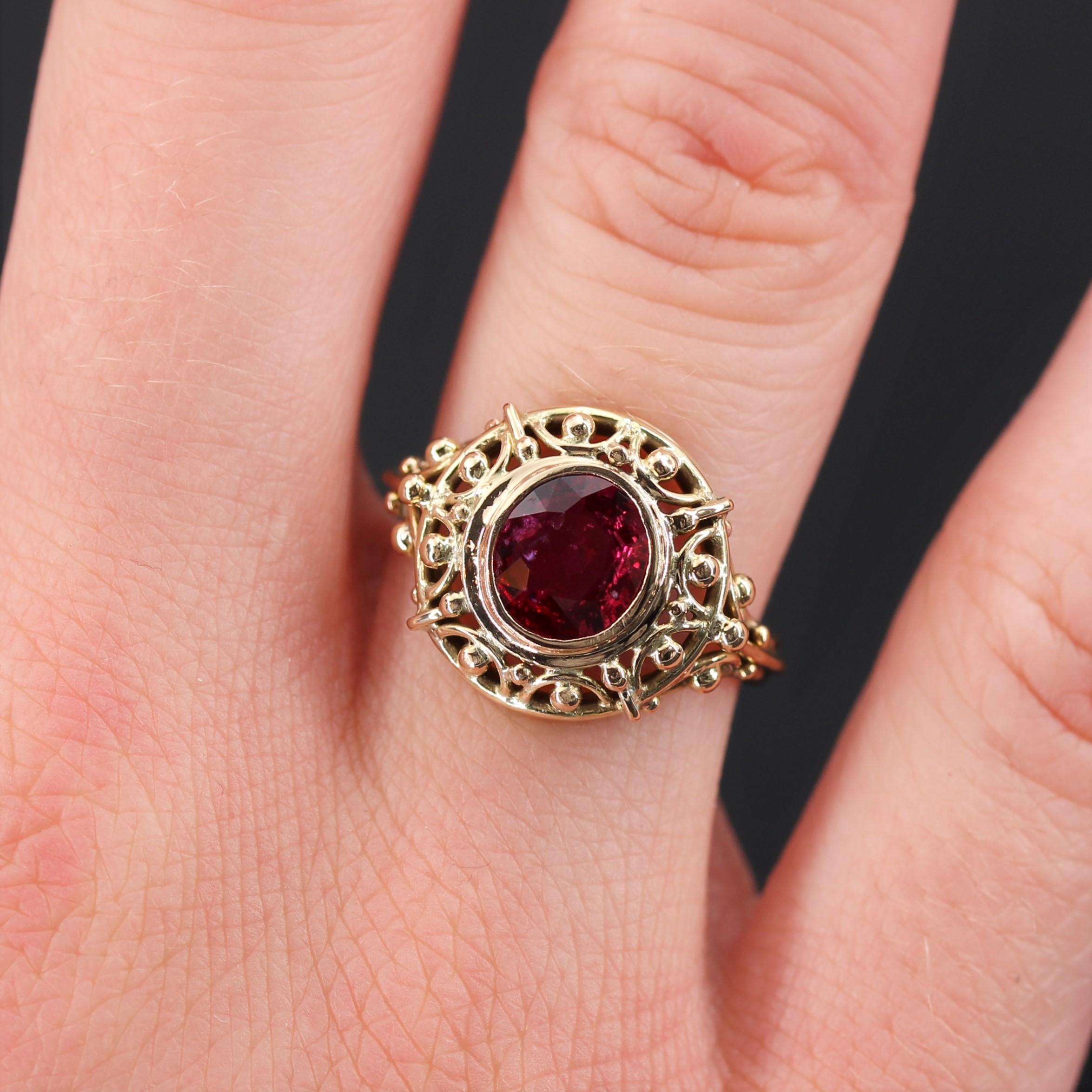 French 20th Century 1, 17 Carat Certified Natural Ruby 18 Karat Yellow Gold Ring For Sale 6