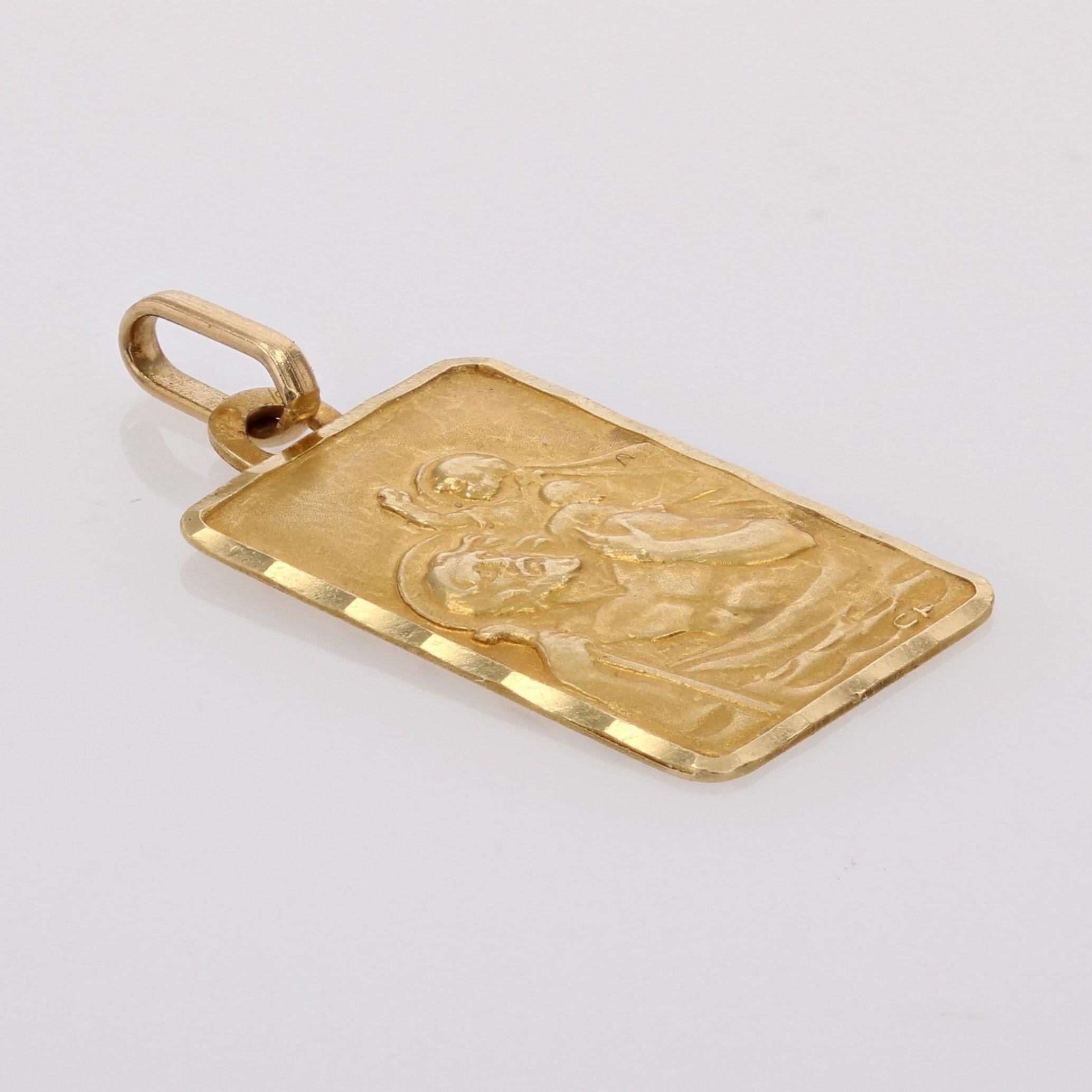 Rétro Pendentif médaillon rectangulaire Saint Christopher en or jaune 18 carats du 20ème siècle en vente