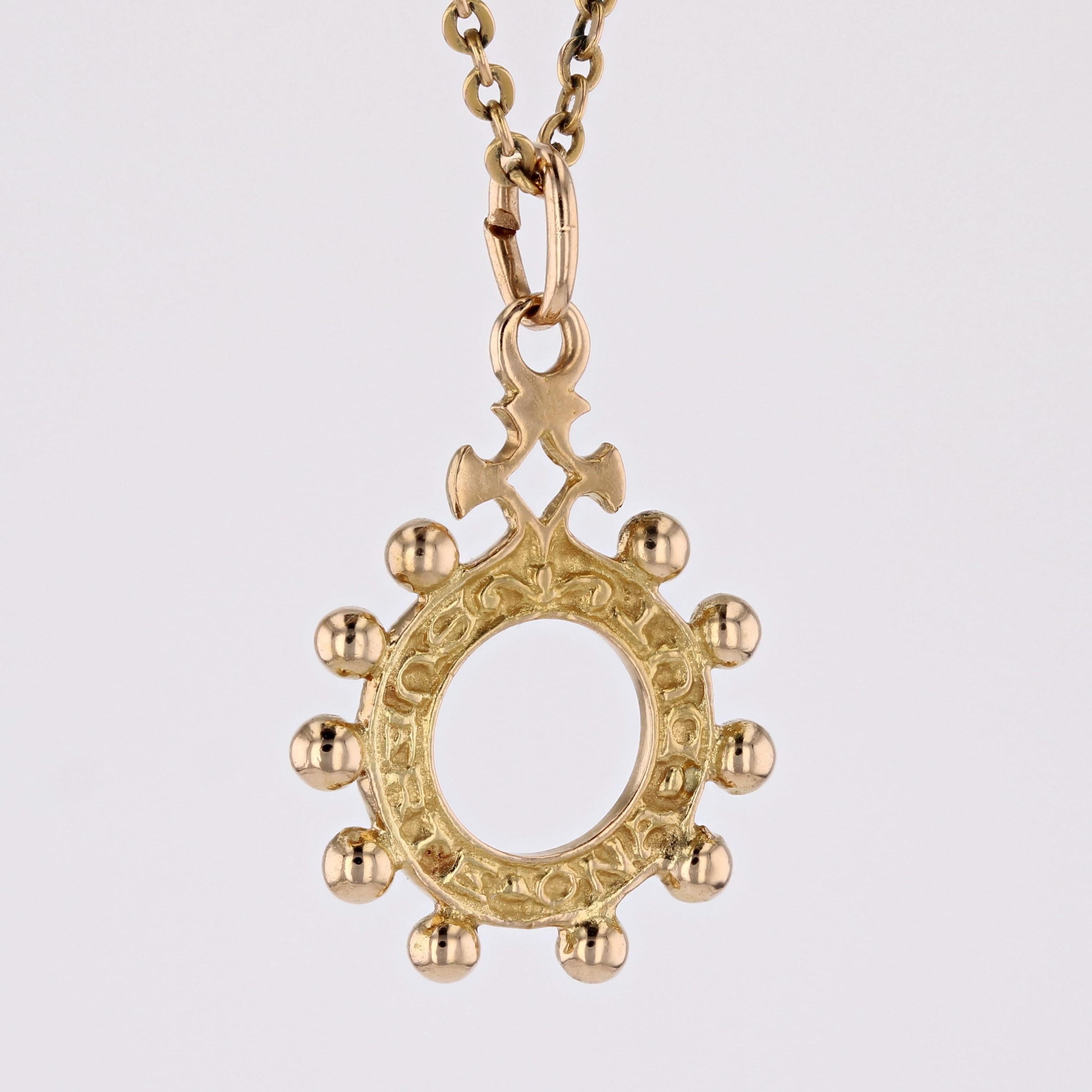 French 20th Century 18 Karat Rose Gold Basque Rosary Regional Pendant In Good Condition In Poitiers, FR