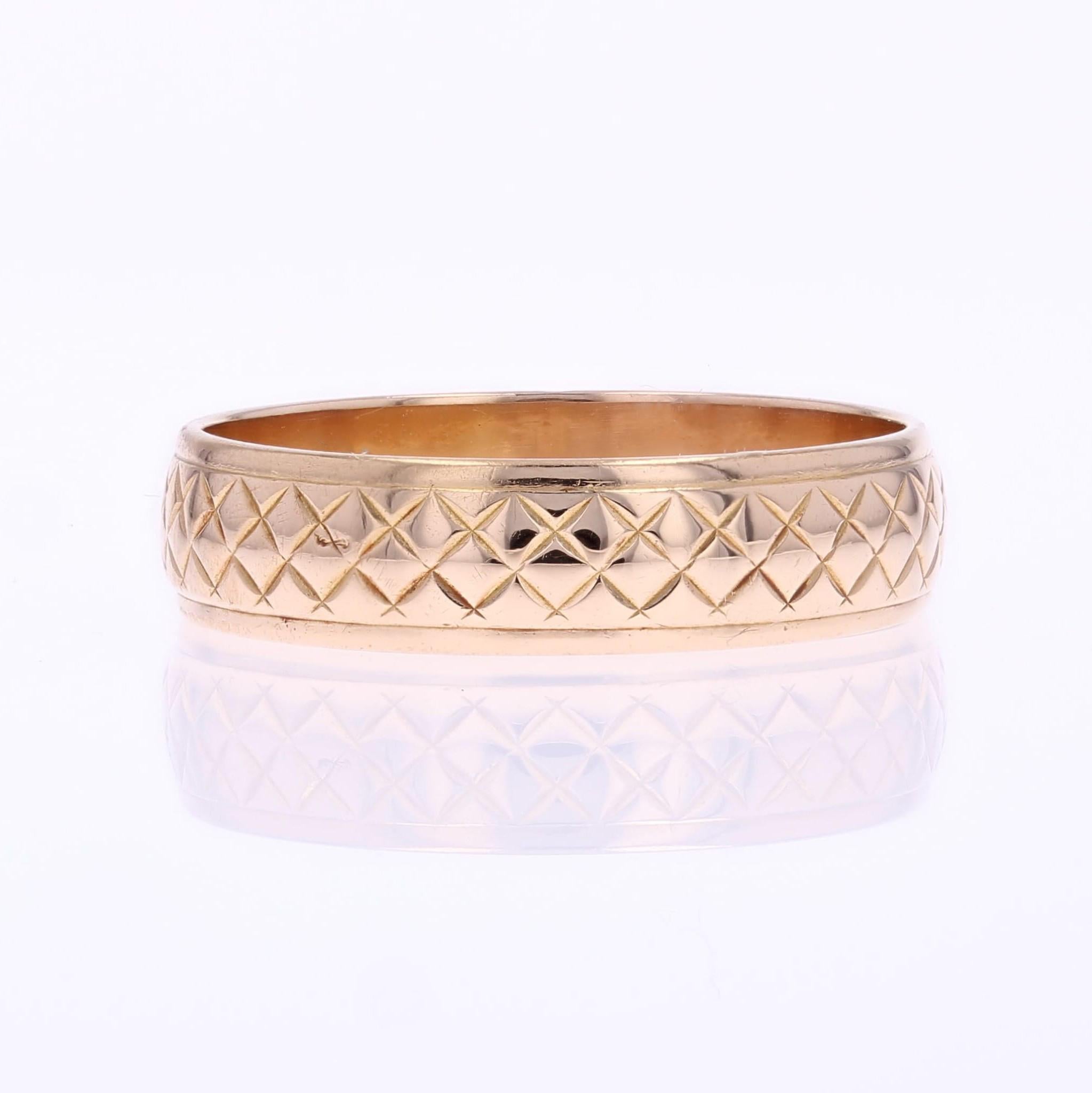 French 20th Century 18 Karat Rose Gold Chiseled Large Ring In Excellent Condition For Sale In Poitiers, FR