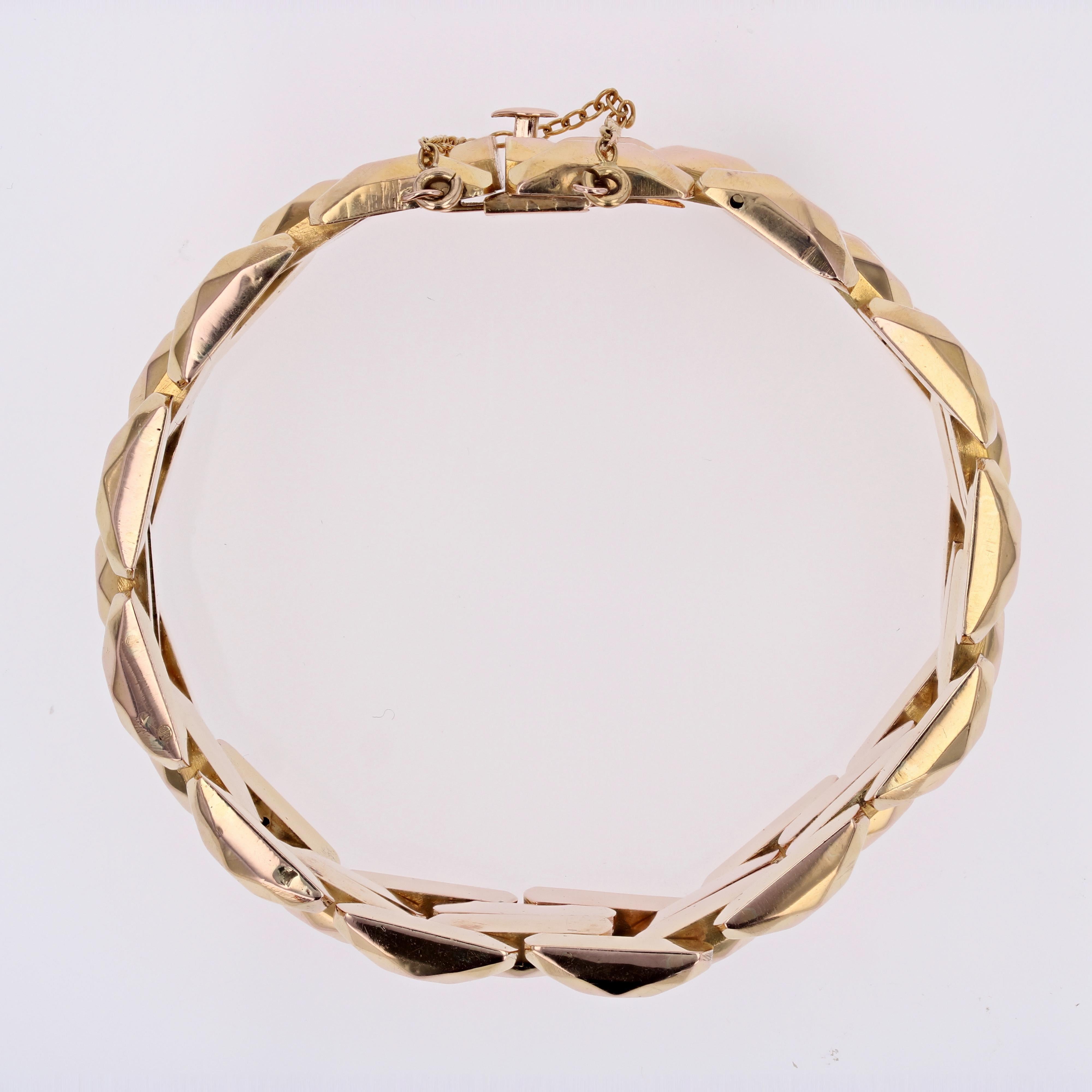 Belle Époque French 20th Century 18 Karat Rose Gold Faceted Bracelet For Sale