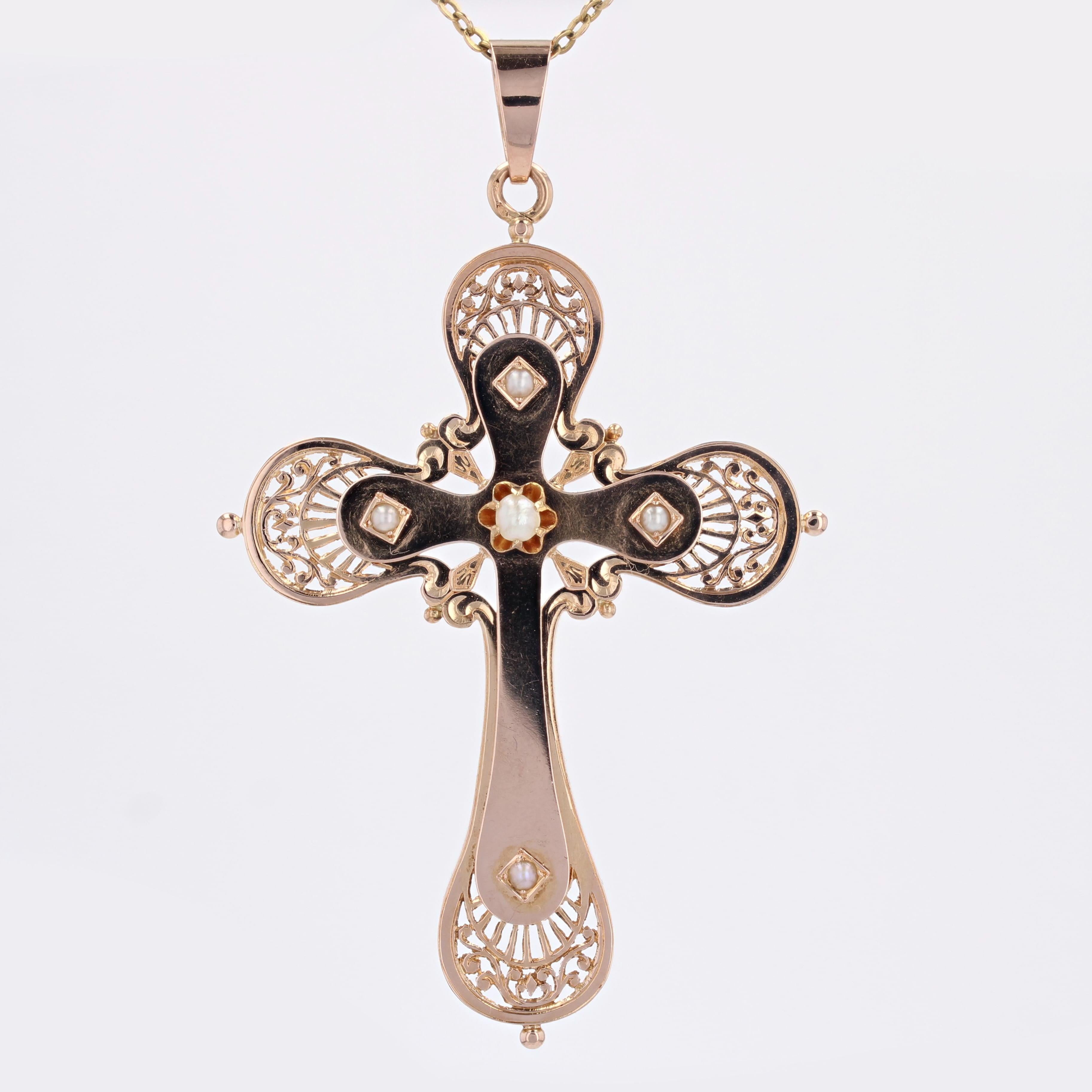 Französisches großes Kreuz aus 18 Karat Roségold mit feinen Perlen, 20. Jahrhundert (Belle Époque) im Angebot