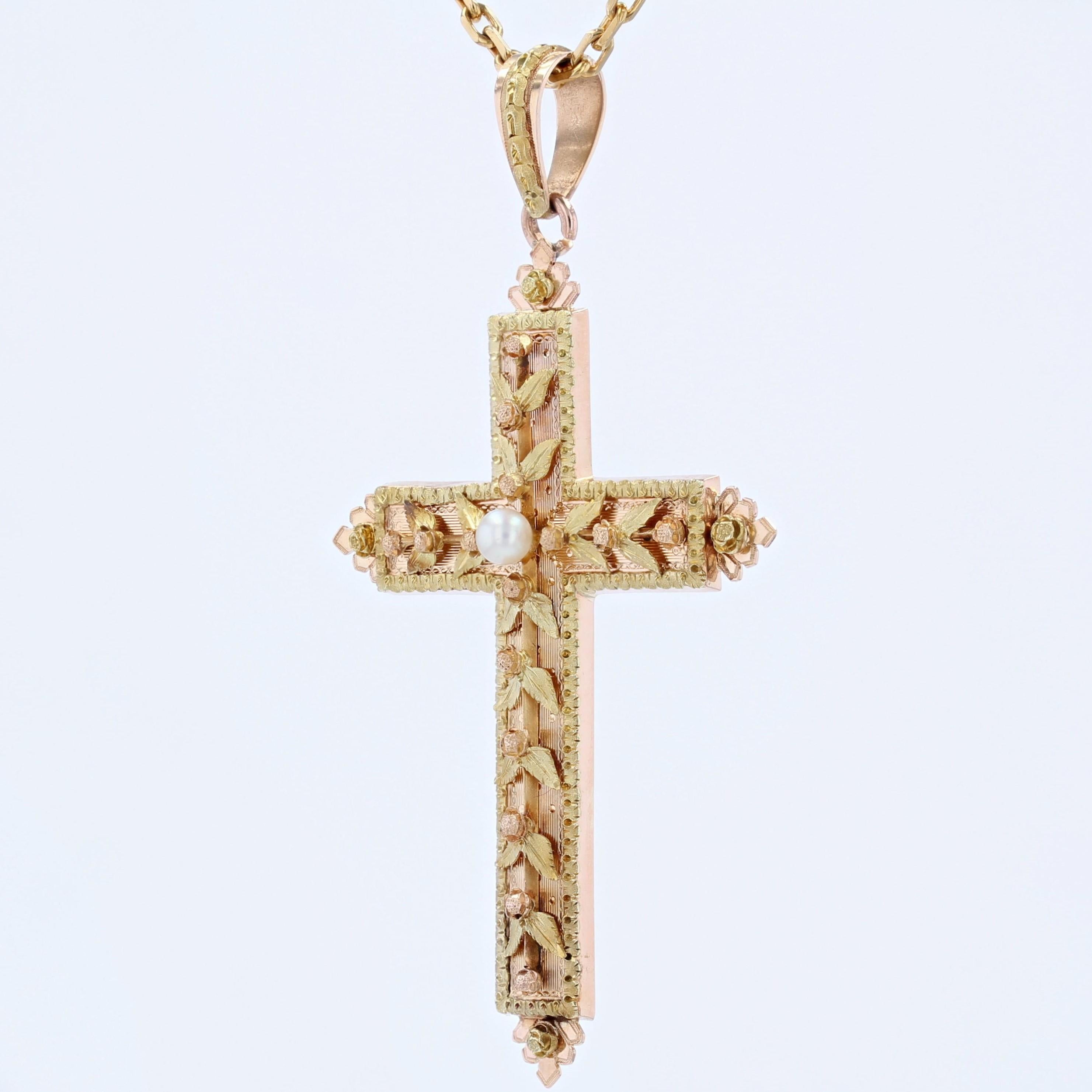 Perle Croix de culture française du 20ème siècle en or rose et vert 18 carats en vente