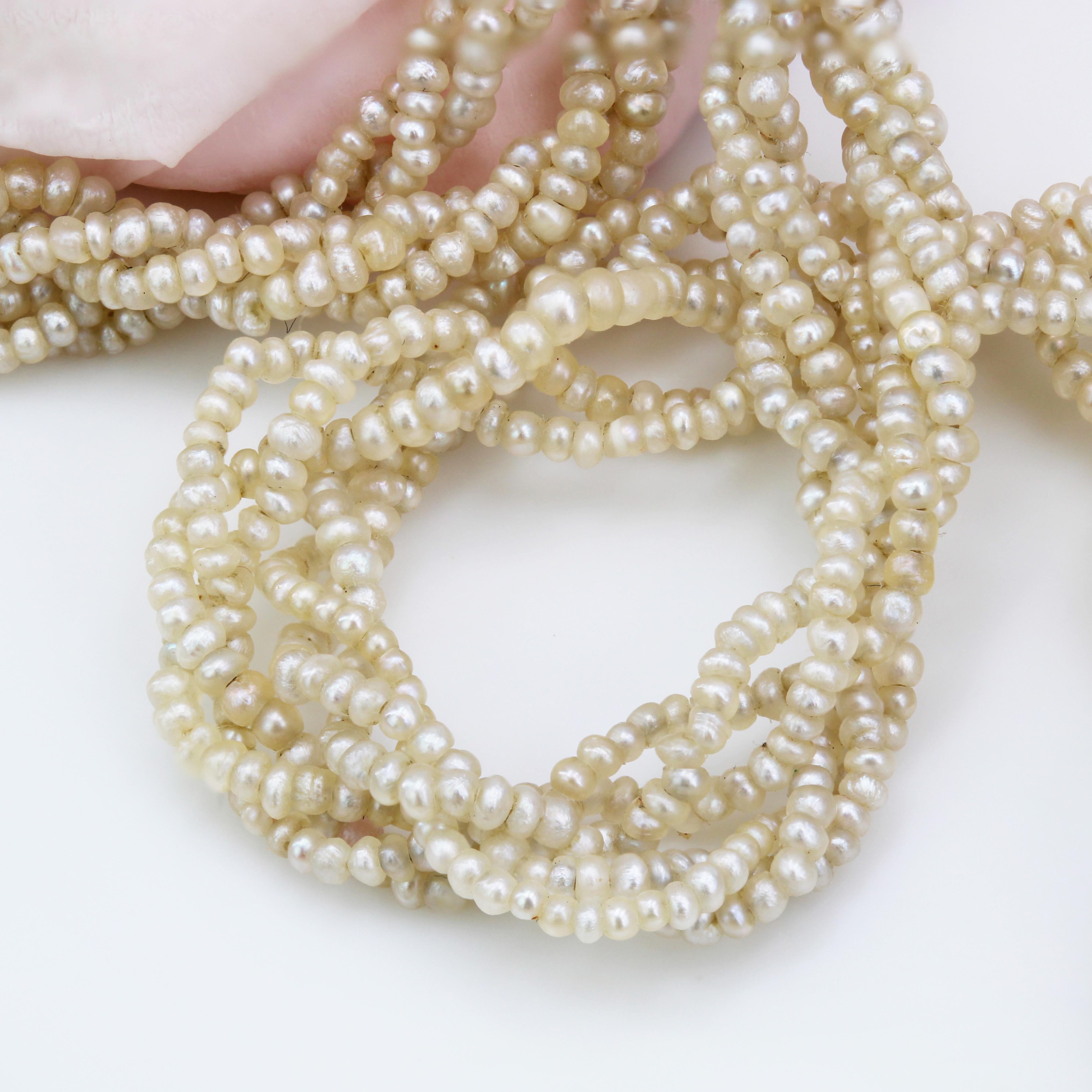 French 20th Century 18 Karat White Gold Fine Pearl Seed Necklace For Sale 6