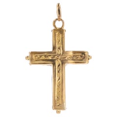 French 20th Century 18 Karat Yellow Gold Chiseled Opening Cross Pendant French 20th Century 18 Karat Yellow Gold Chiseled Opening Cross Pendant