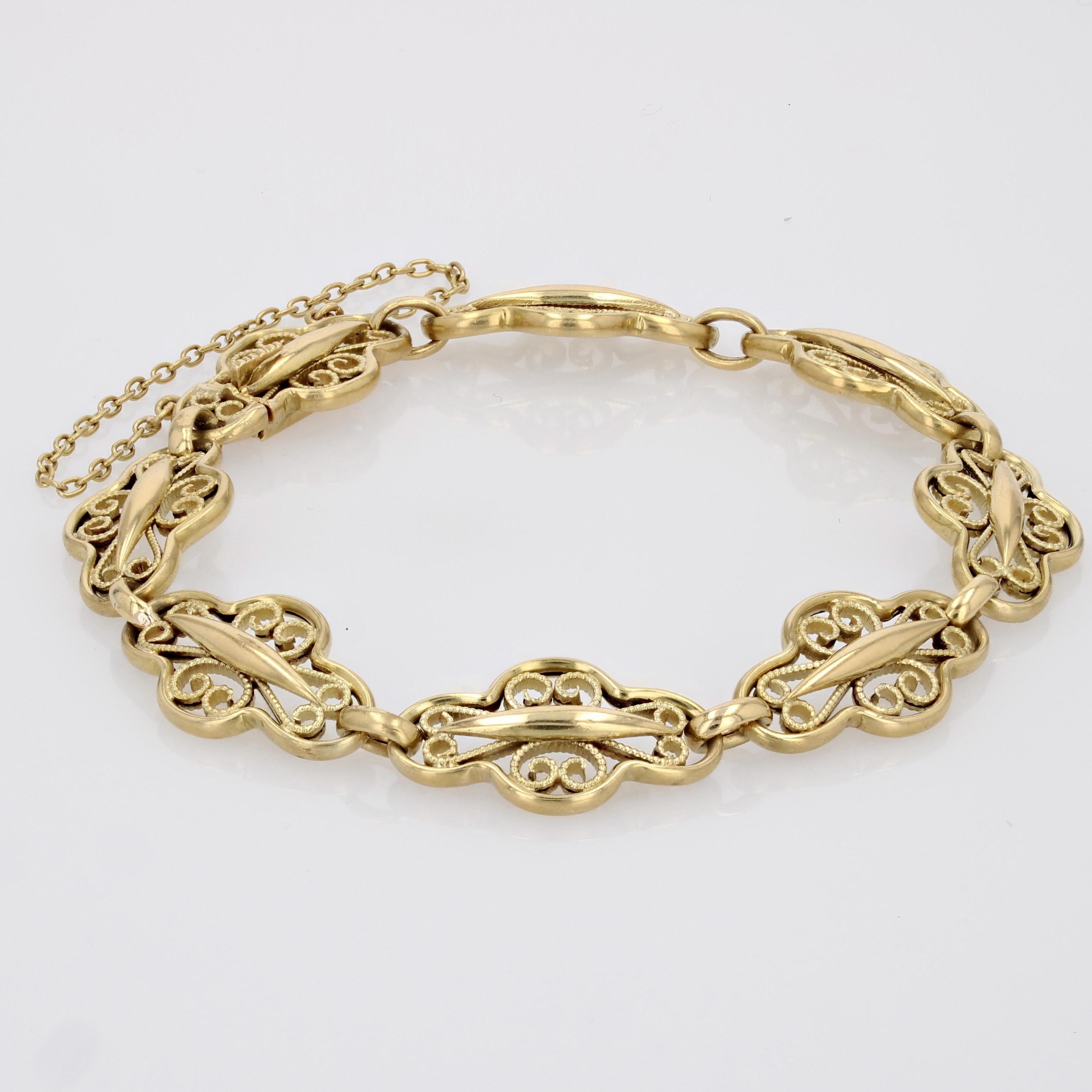 Women's French 20th Century 18 Karat Yellow Gold Filigree Bracelet