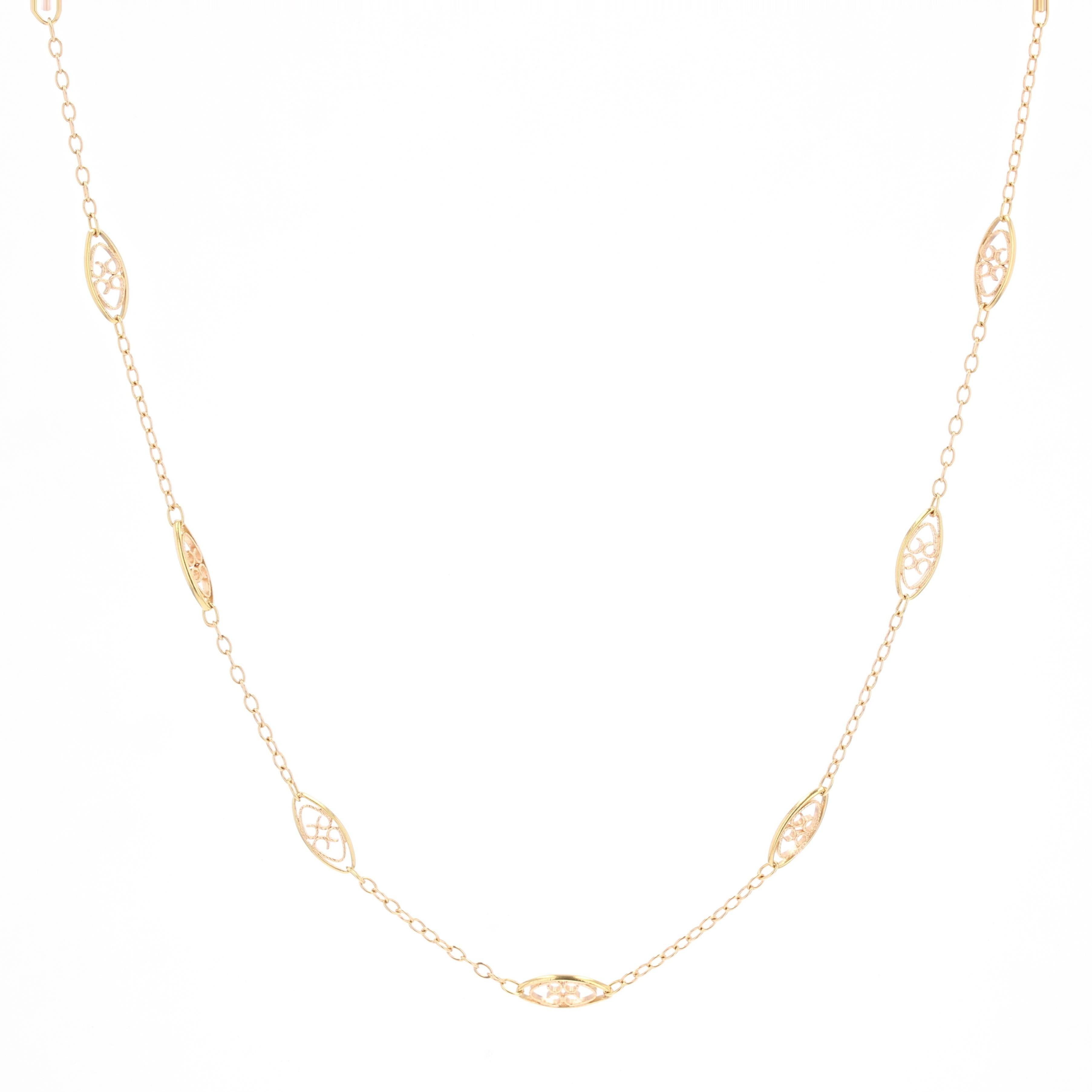Collana lunga in filigrana d'oro giallo 18 carati francese del XX secolo in vendita 4