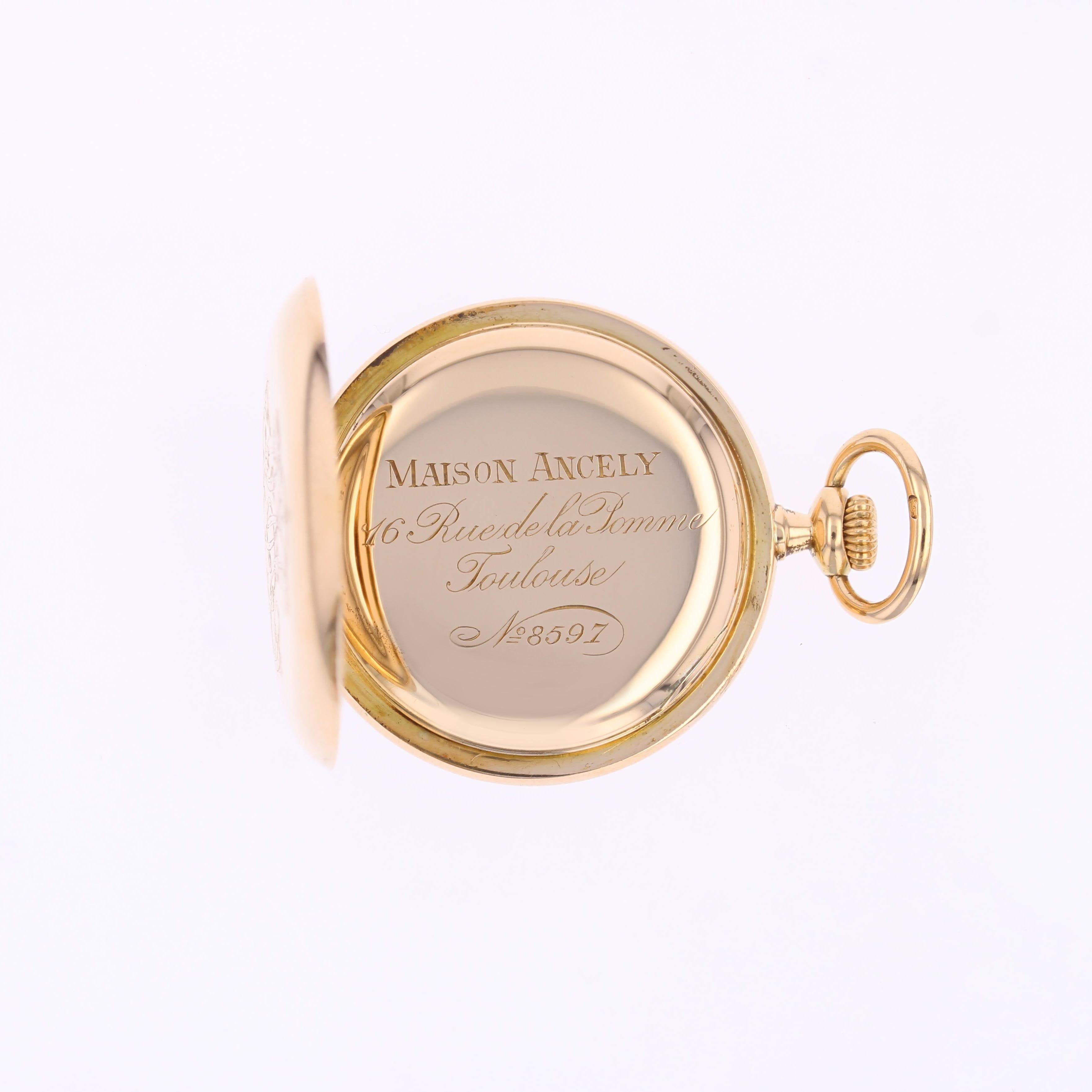 Pendentif en or jaune 18 carats initiales de montre de poche française du 20e siècle en vente 8