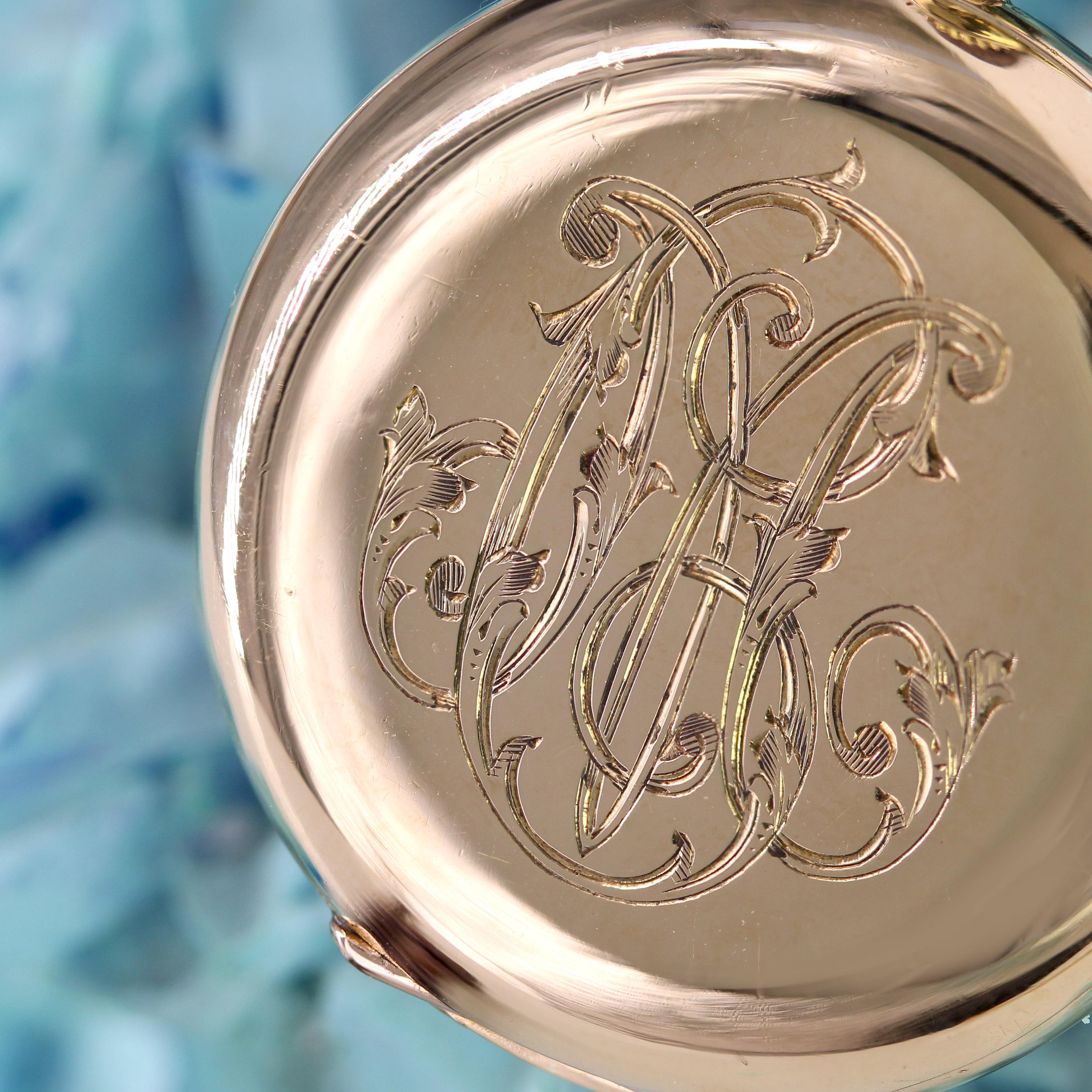 Pendentif en or jaune 18 carats initiales de montre de poche française du 20e siècle en vente 4