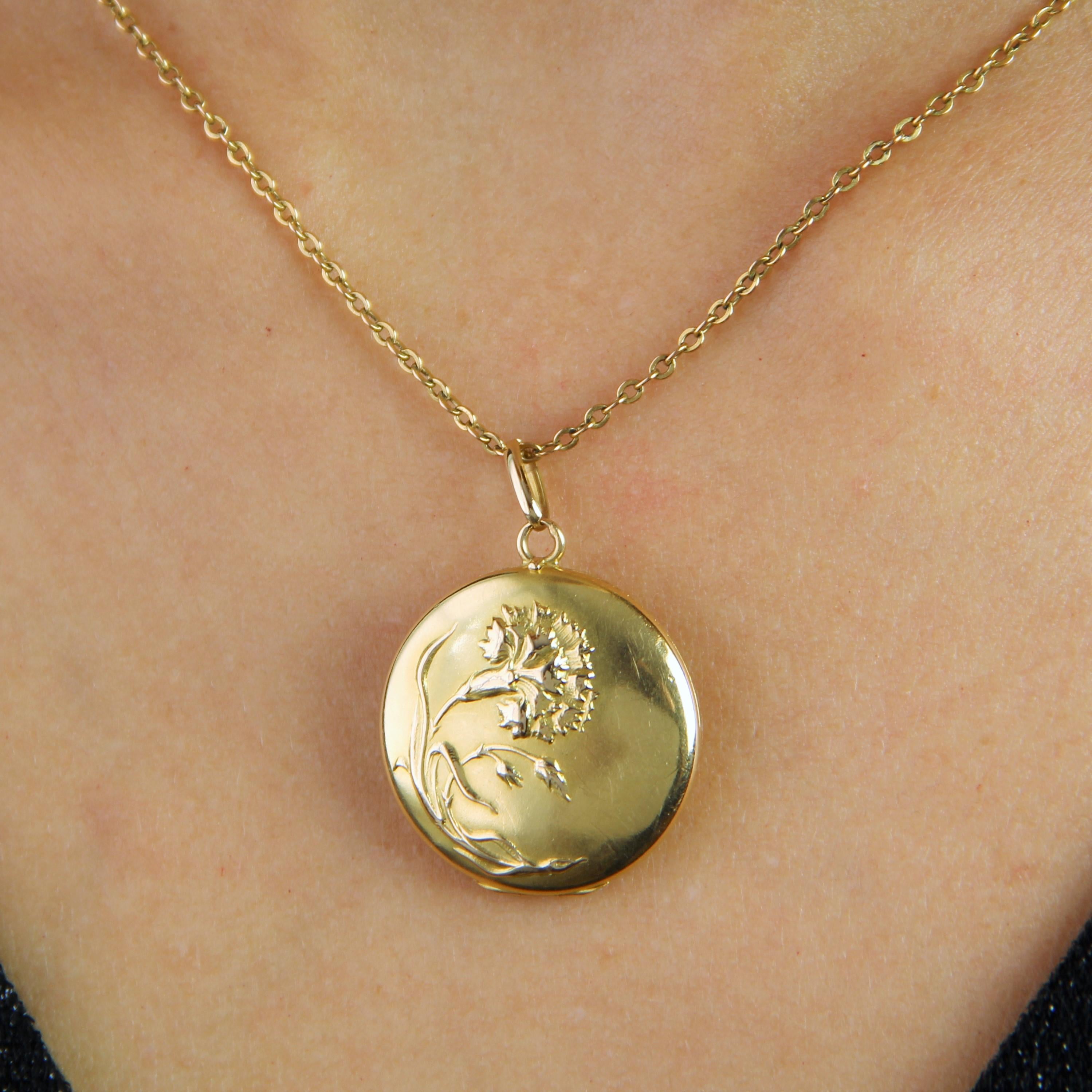 French, 20th Century 18 Karat Yellow Gold Marigold Medallion 5