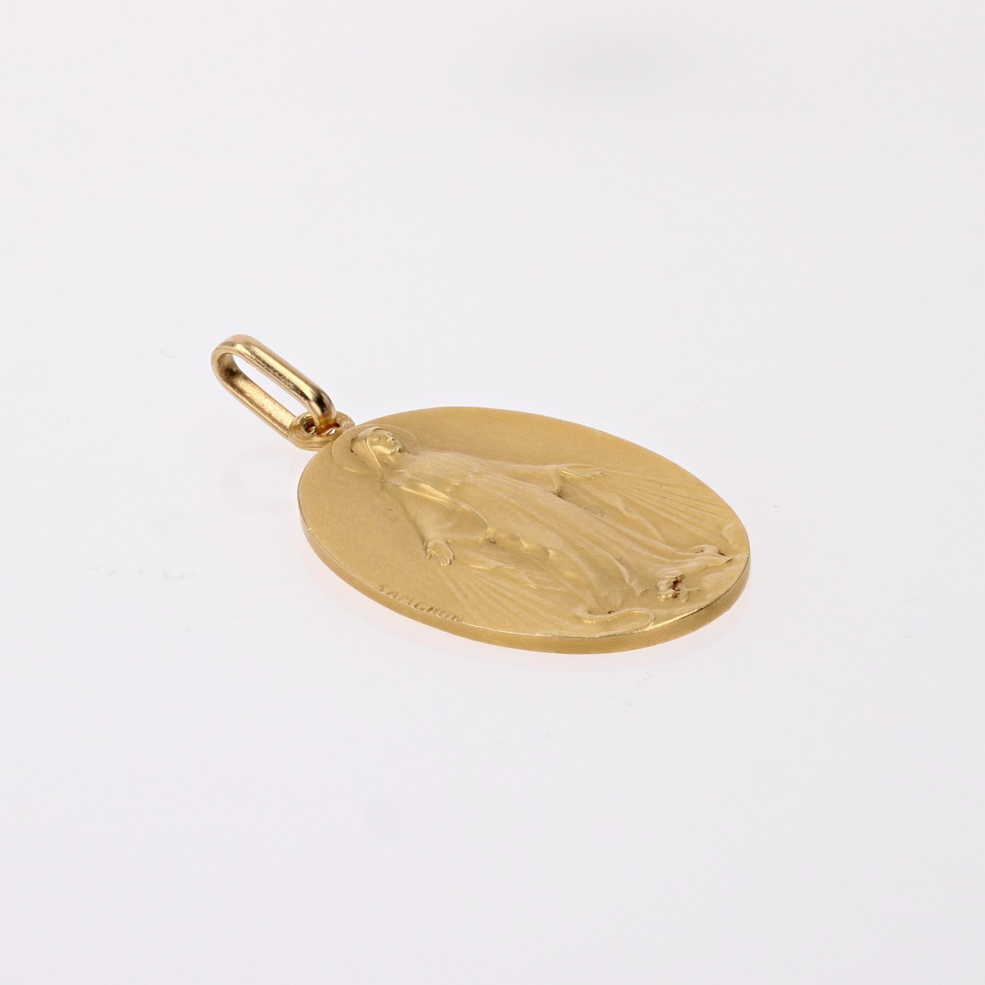 French 20th Century 18 Karat Yellow Gold Miraculous Virgin Grun Medal Pendant 2