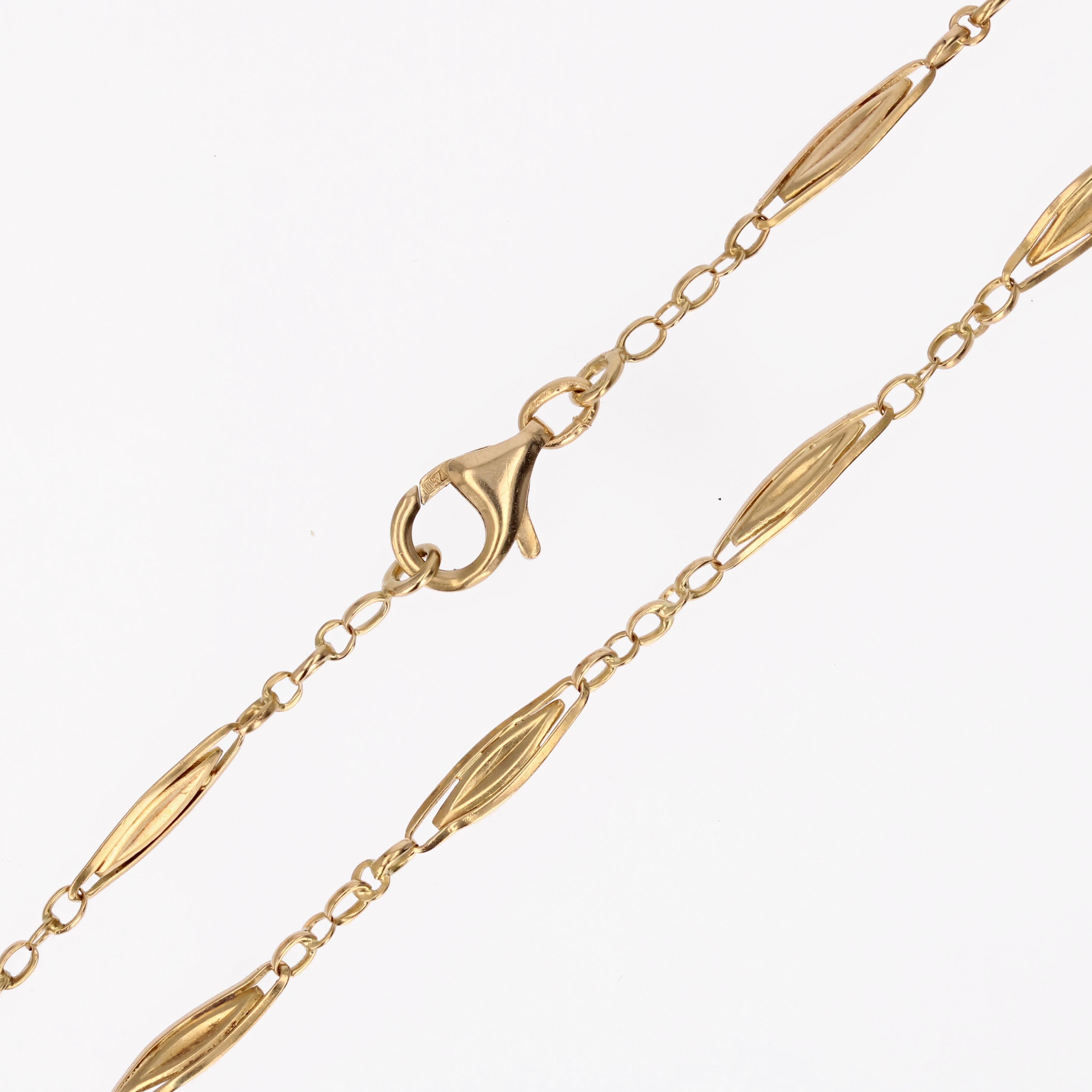 French 20th Century 18 Karat Yellow Gold Navette Link Chain Necklace For Sale 4
